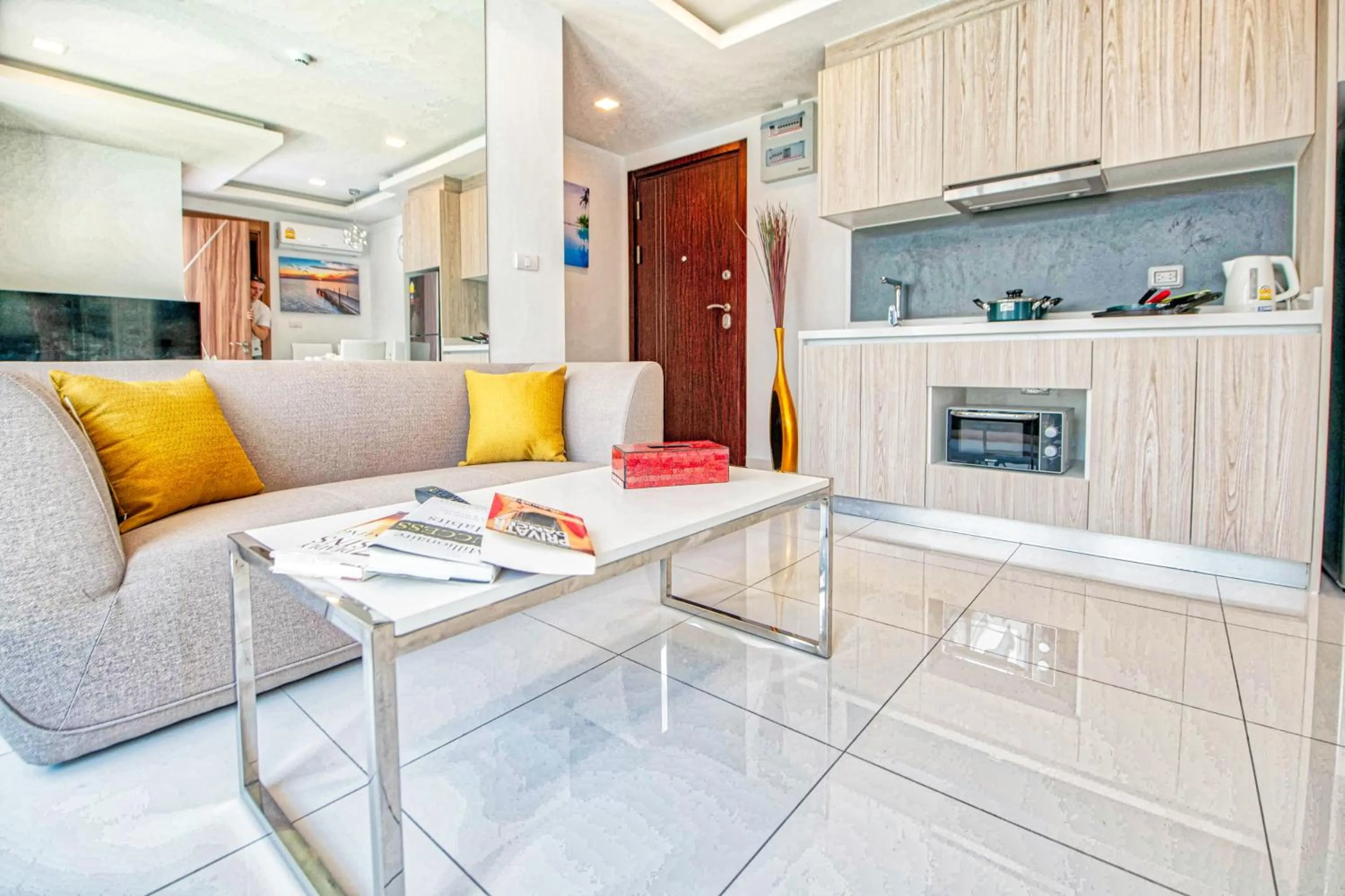 Library in Arcadia Beach Resort Pattaya