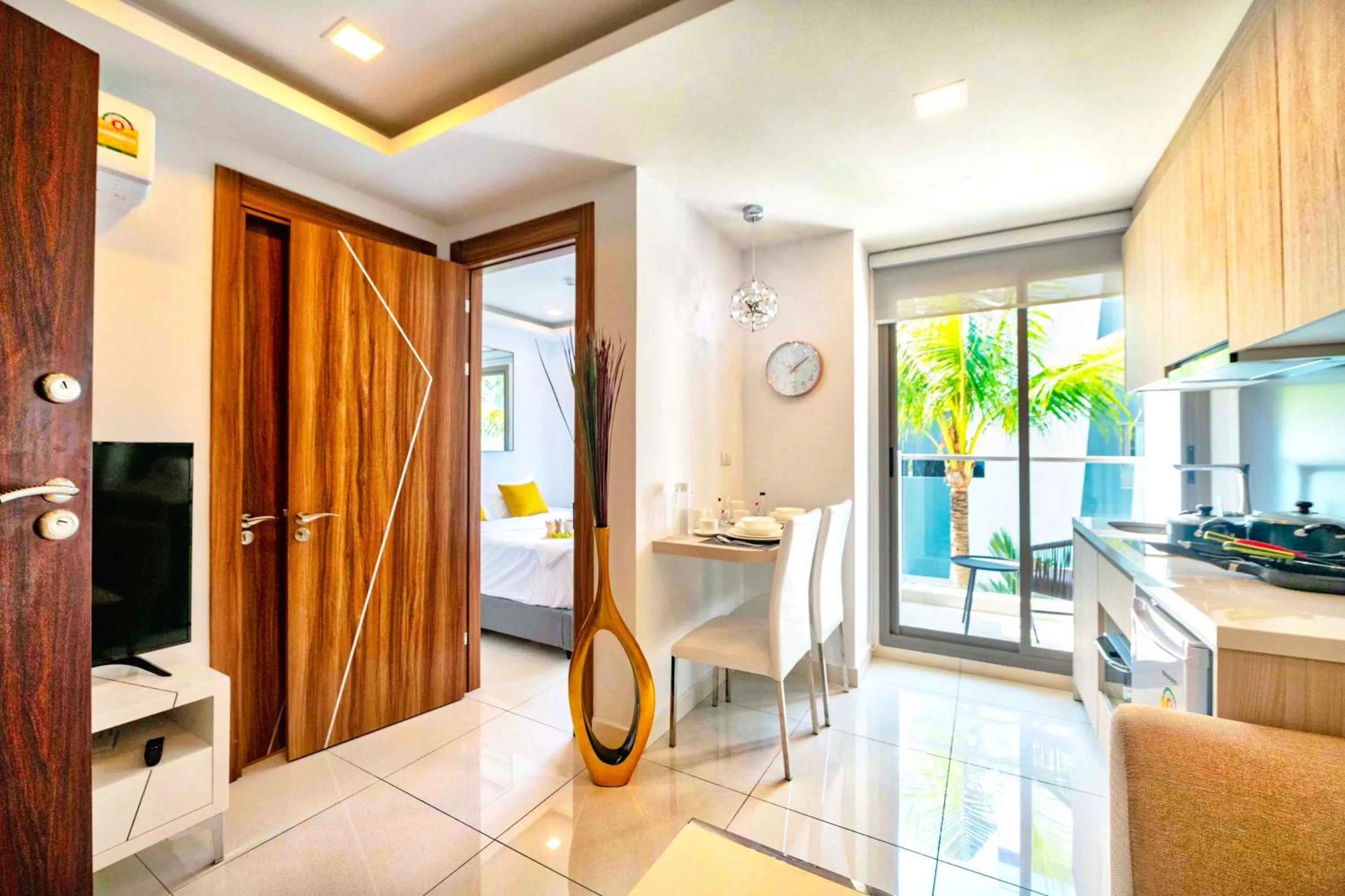 Library in Arcadia Beach Resort Pattaya