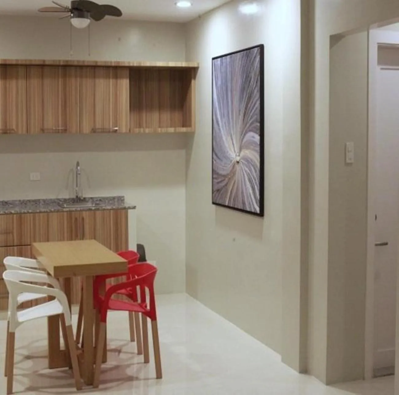Kitchen or kitchenette in Z Pad Residences