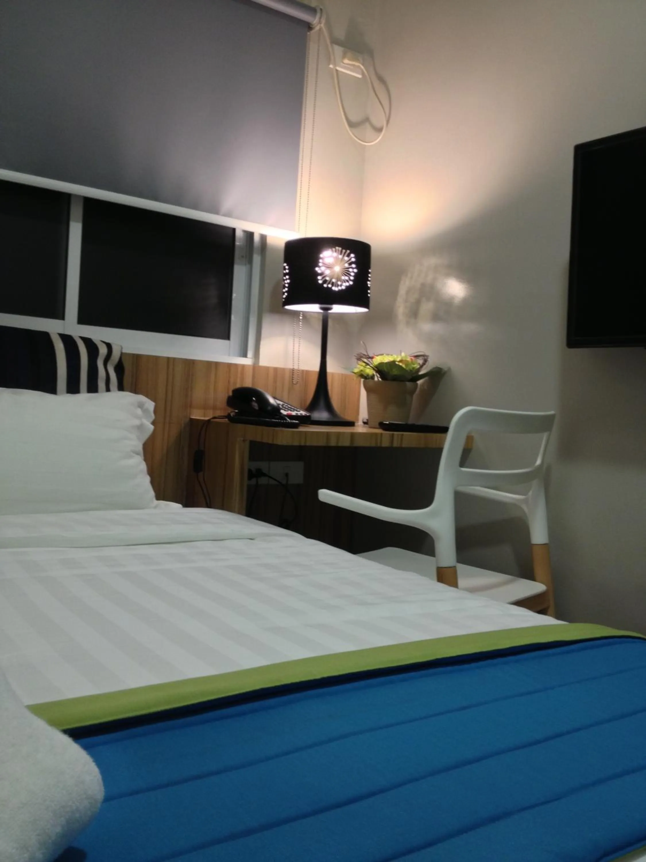 Bed in Z Pad Residences