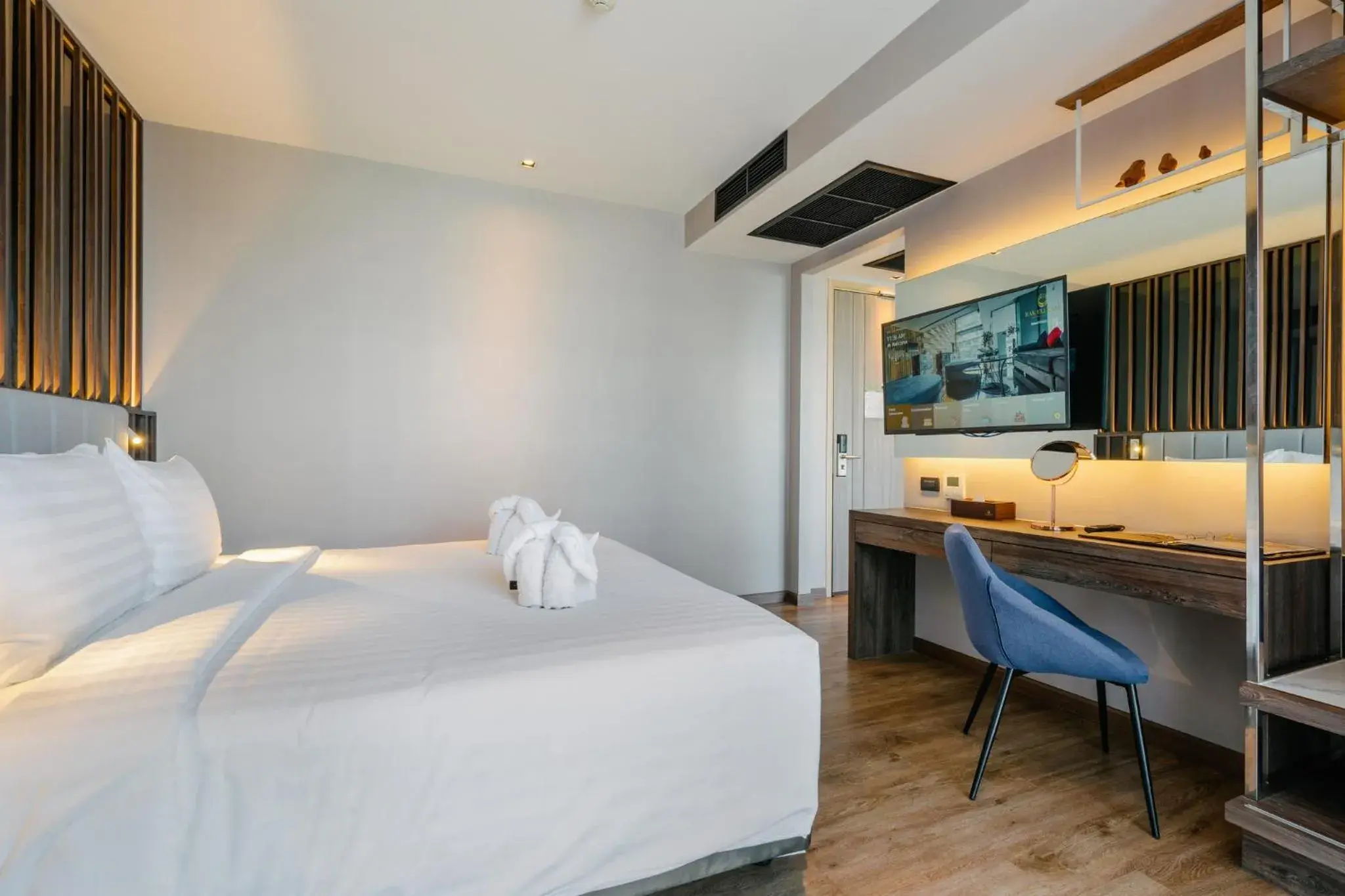 Bed in Rak Elegant Hotel Patong Bed in Rak Elegant Hotel Patong