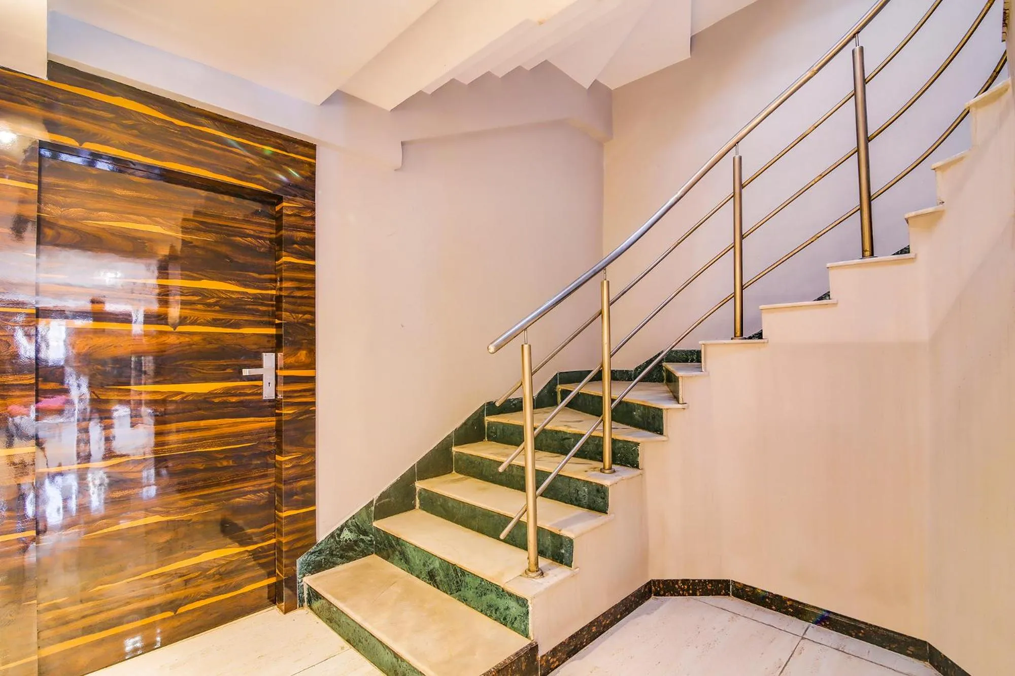 Area and facilities in FabHotel Luxor - Nr Acropolis Mall