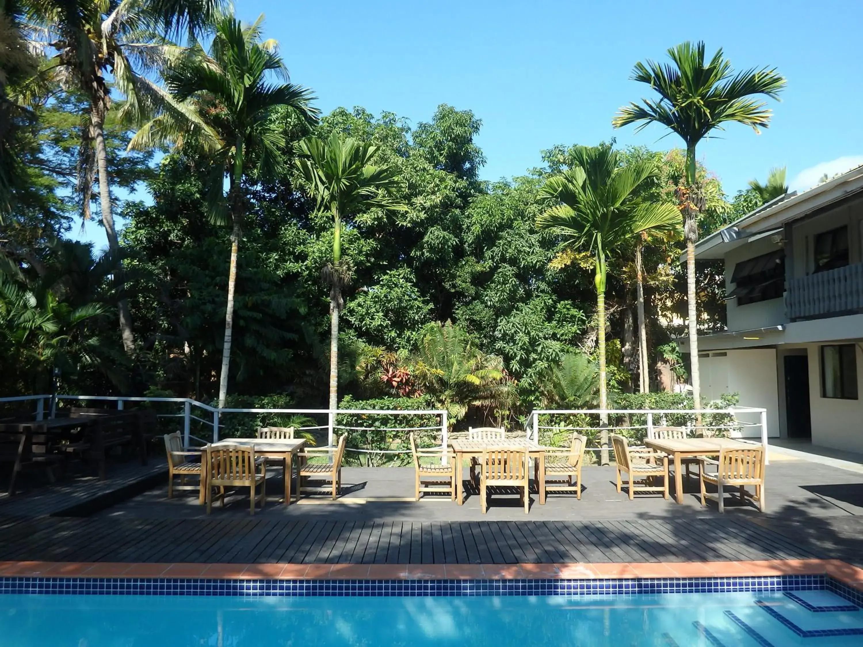Swimming pool in Bluewater Lodge Swimming pool in Bluewater Lodge