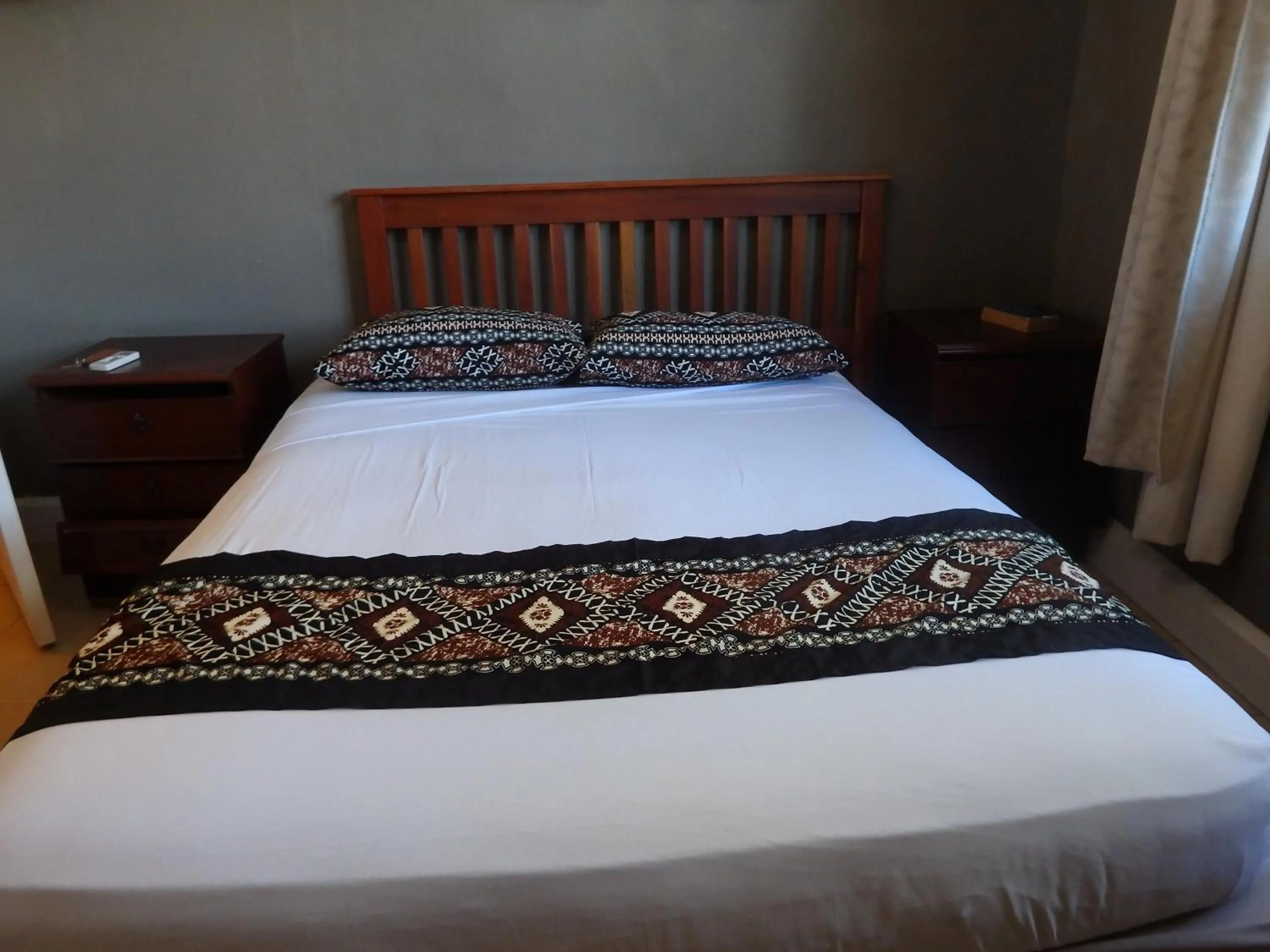 Bed in Bluewater Lodge