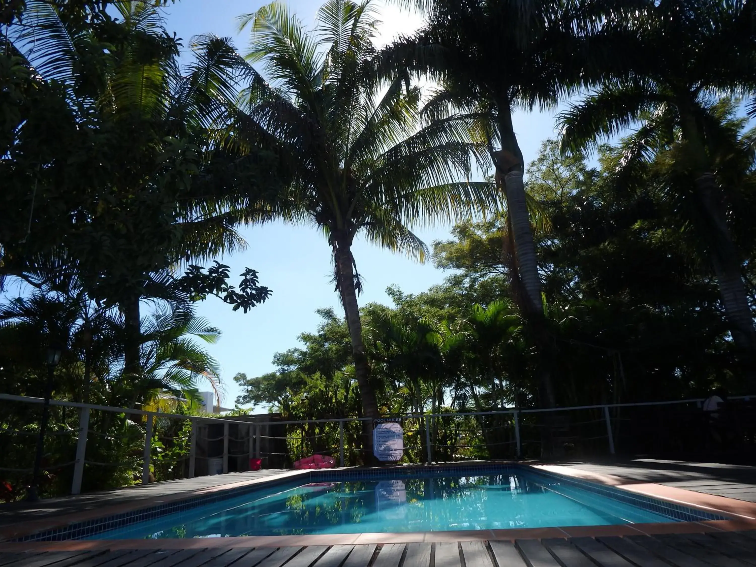 Swimming pool in Bluewater Lodge Swimming pool in Bluewater Lodge