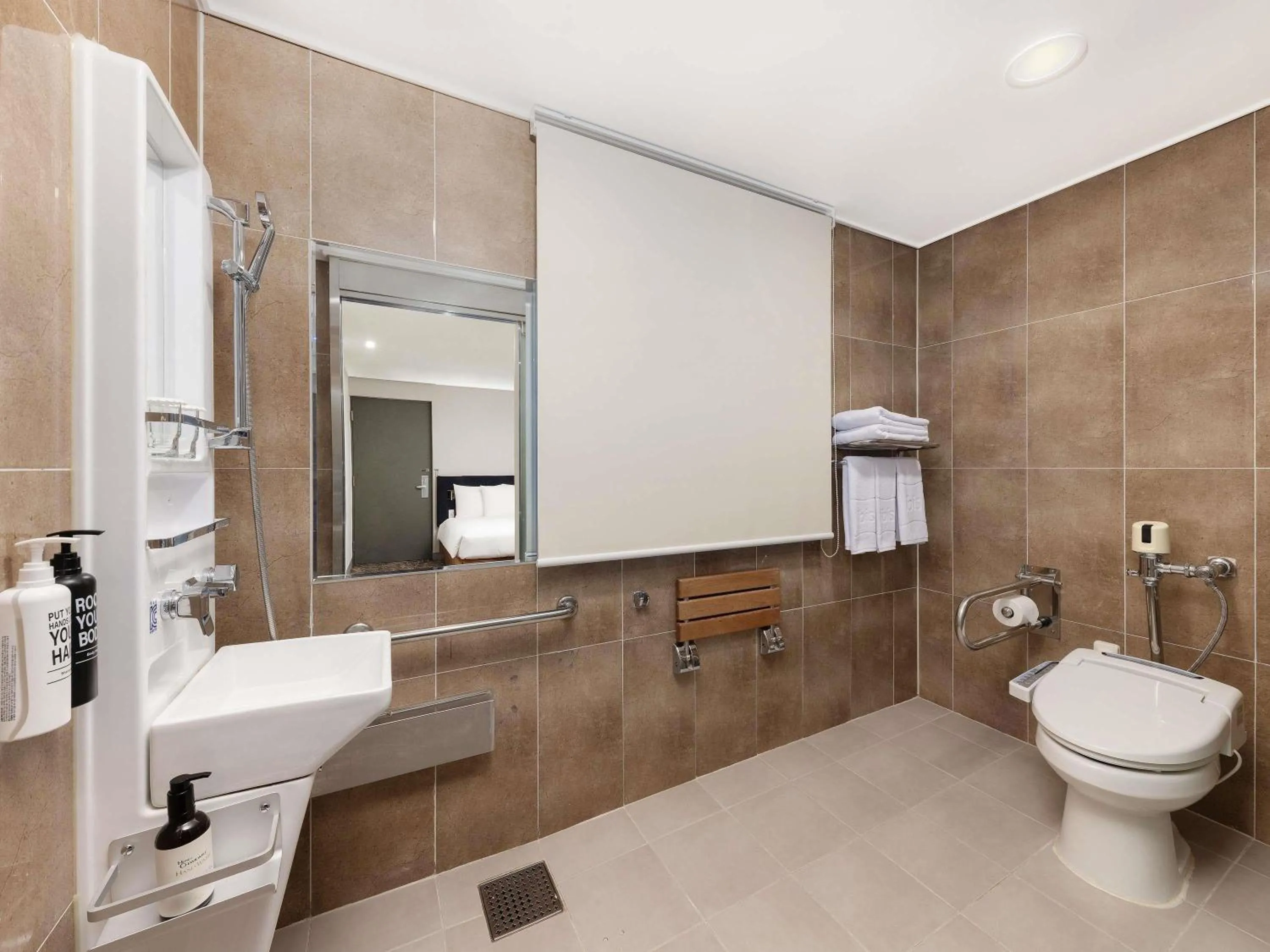 Bedroom in ibis Ambassador Seoul Insadong-Newly renovated in 2025