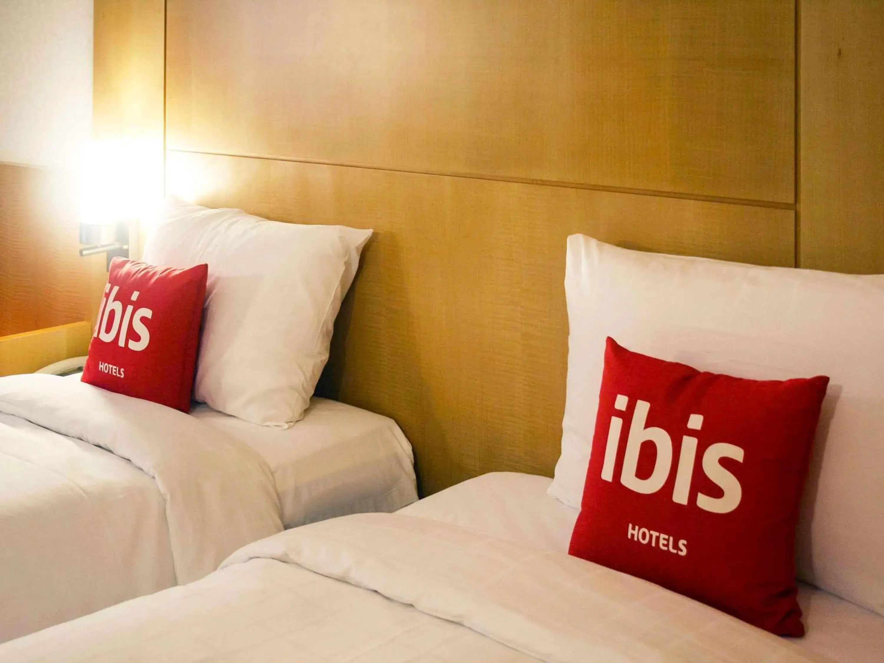 Bedroom, Bed in ibis Ambassador Seoul Insadong-Newly renovated in 2025 Bedroom, Bed in ibis Ambassador Seoul Insadong-Newly renovated in 2025