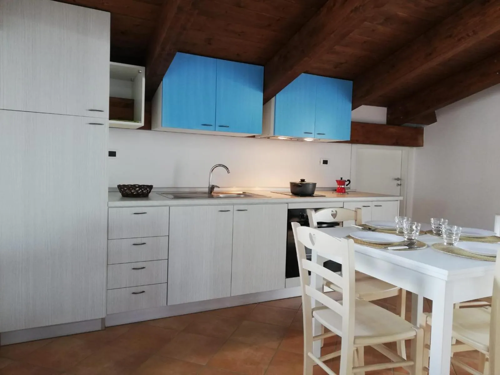Dining area in LudoMar Country Residence - Rooms & Apartments