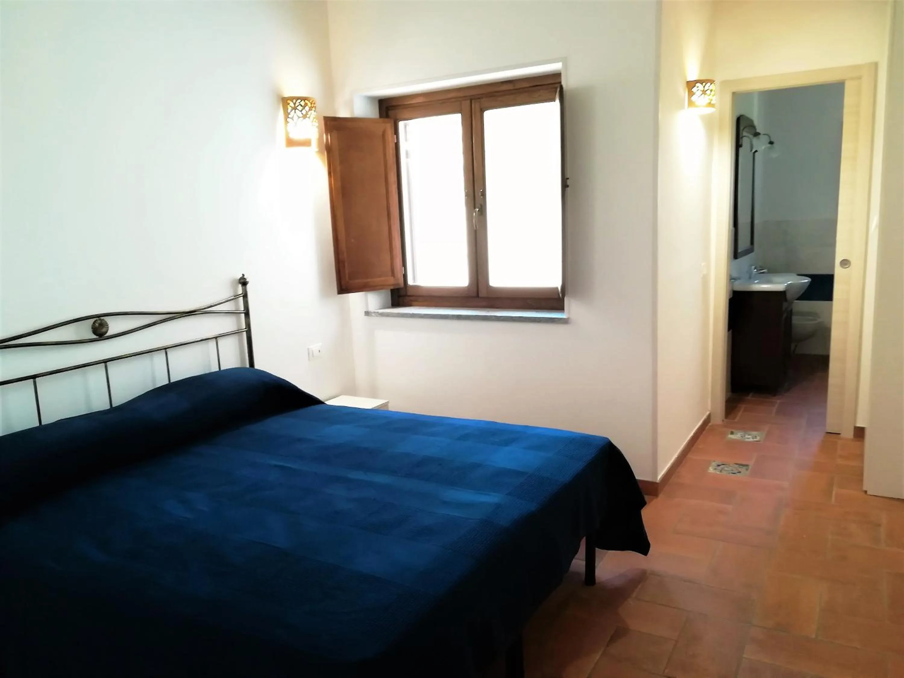 Bed in LudoMar Country Residence - Rooms & Apartments