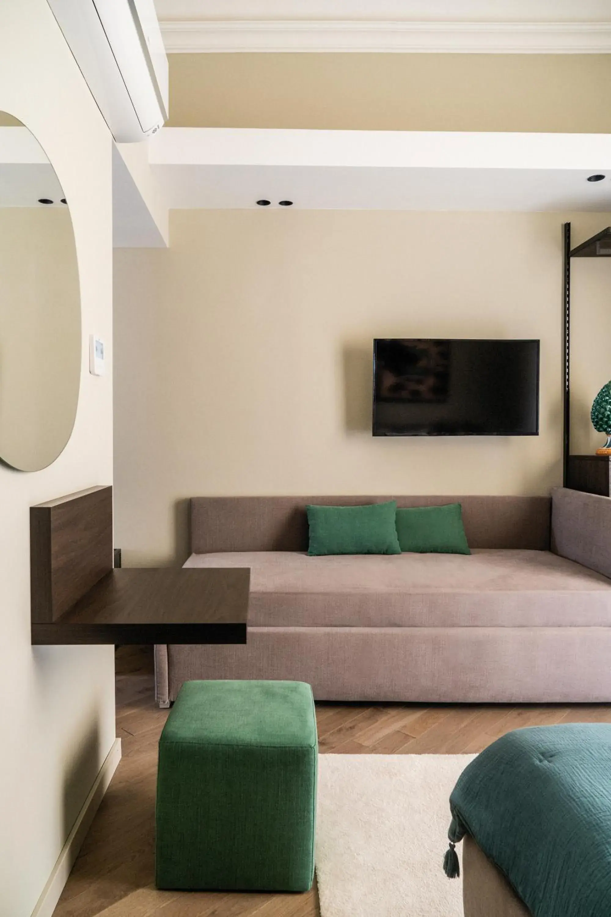 TV and multimedia in InCanto TV and multimedia in InCanto