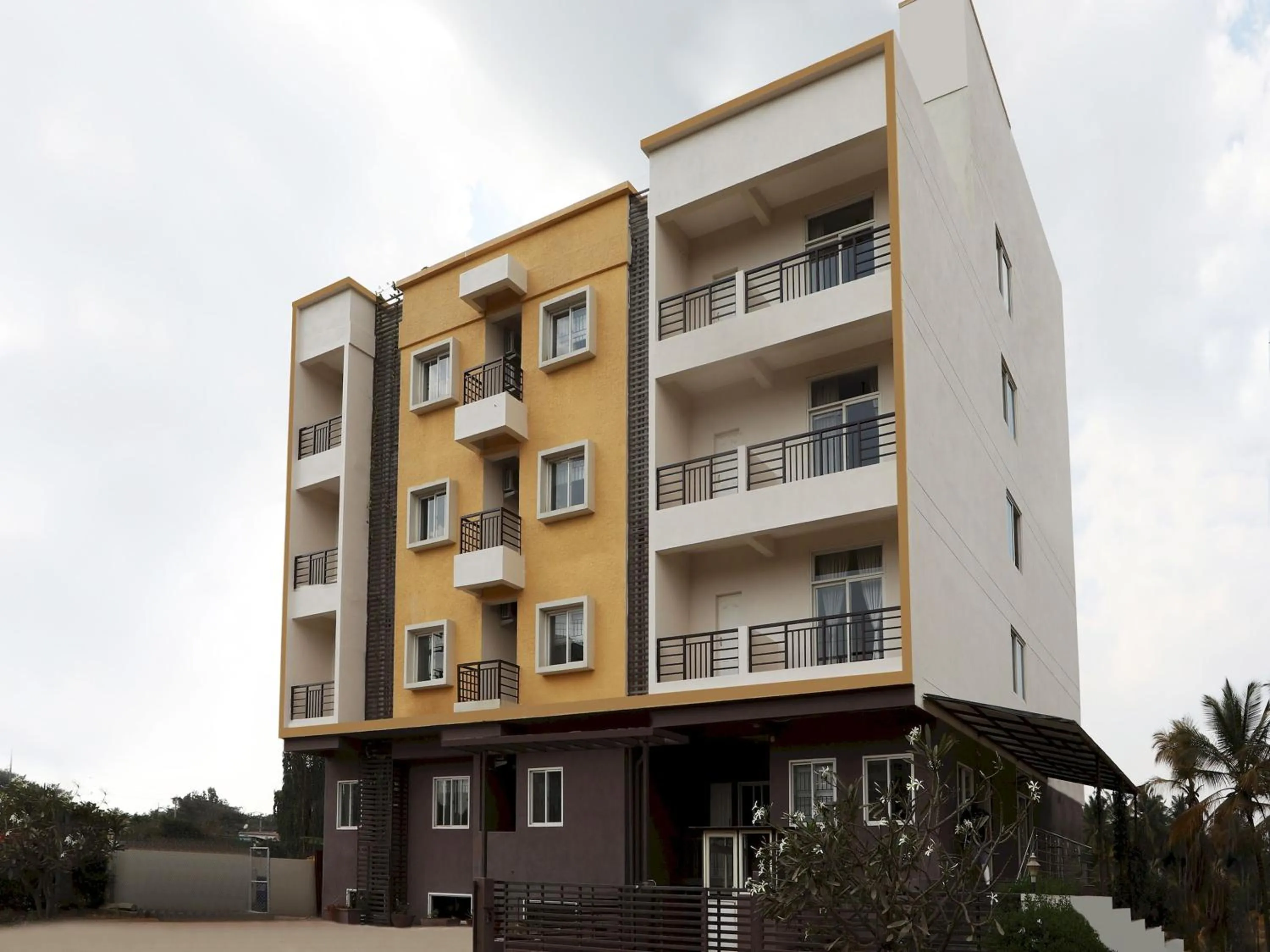 Facade/entrance in Super Hotel O Indra Comforts