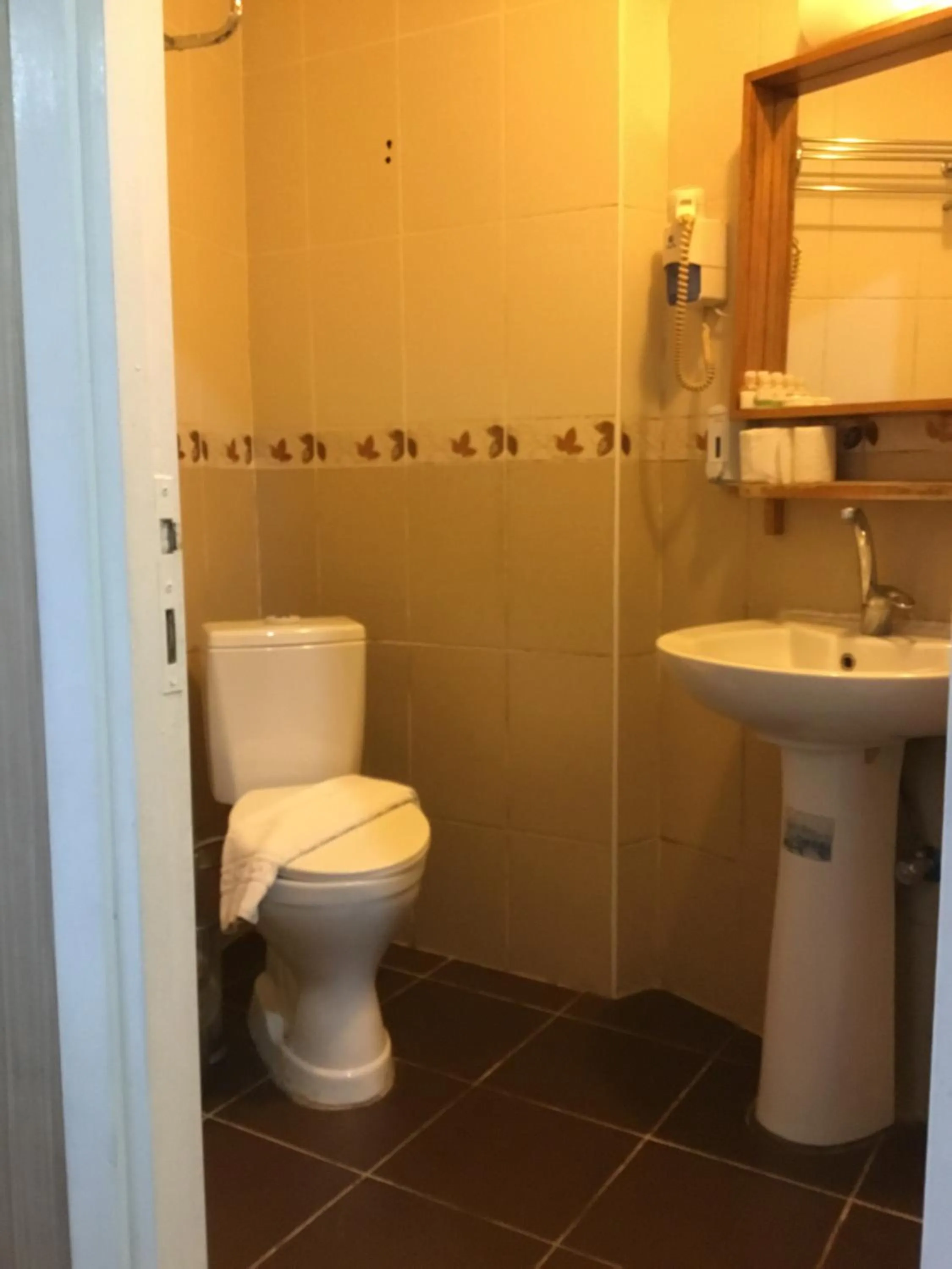 Divan Wooden Guesthouse