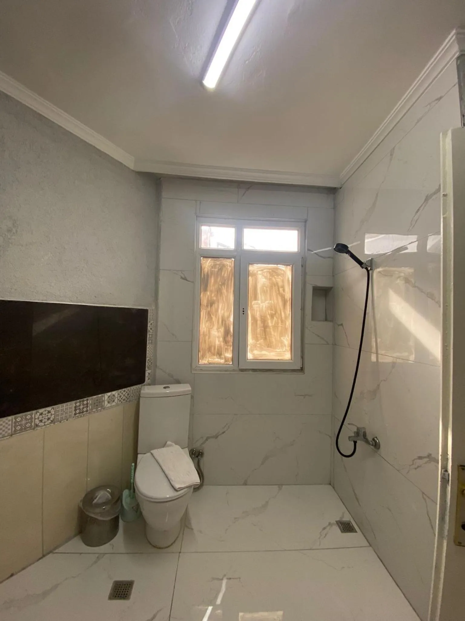 Divan Wooden Guesthouse