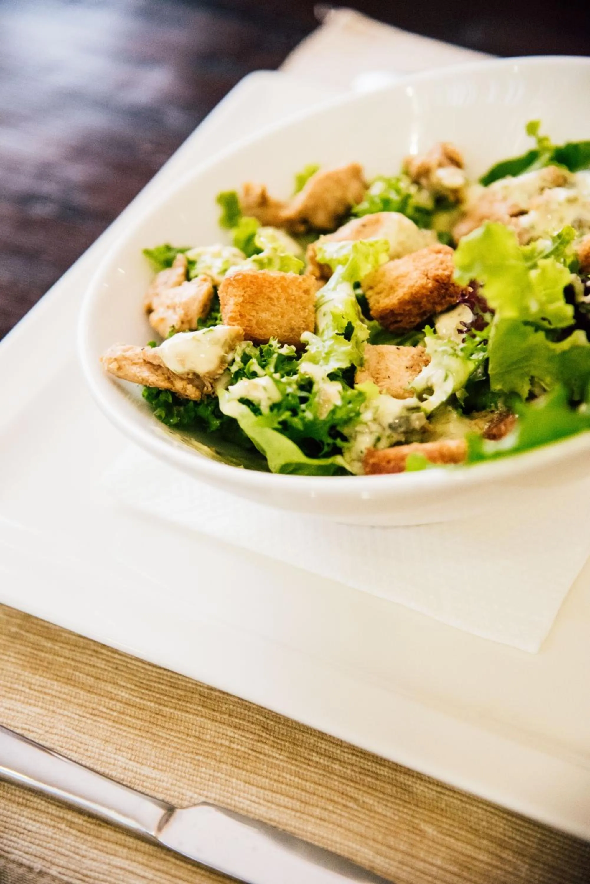 Restaurant/places to eat in GemSuites Serviced Apartments State House