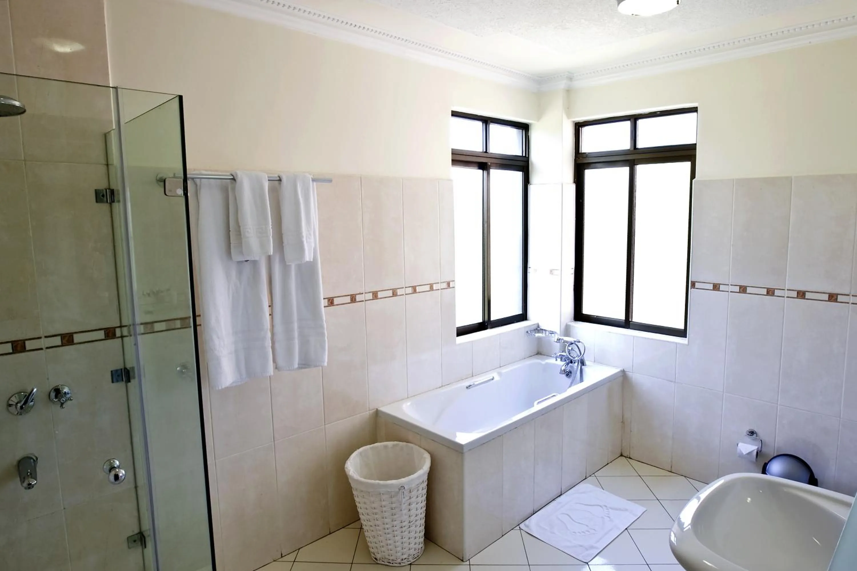 Shower in GemSuites Serviced Apartments State House
