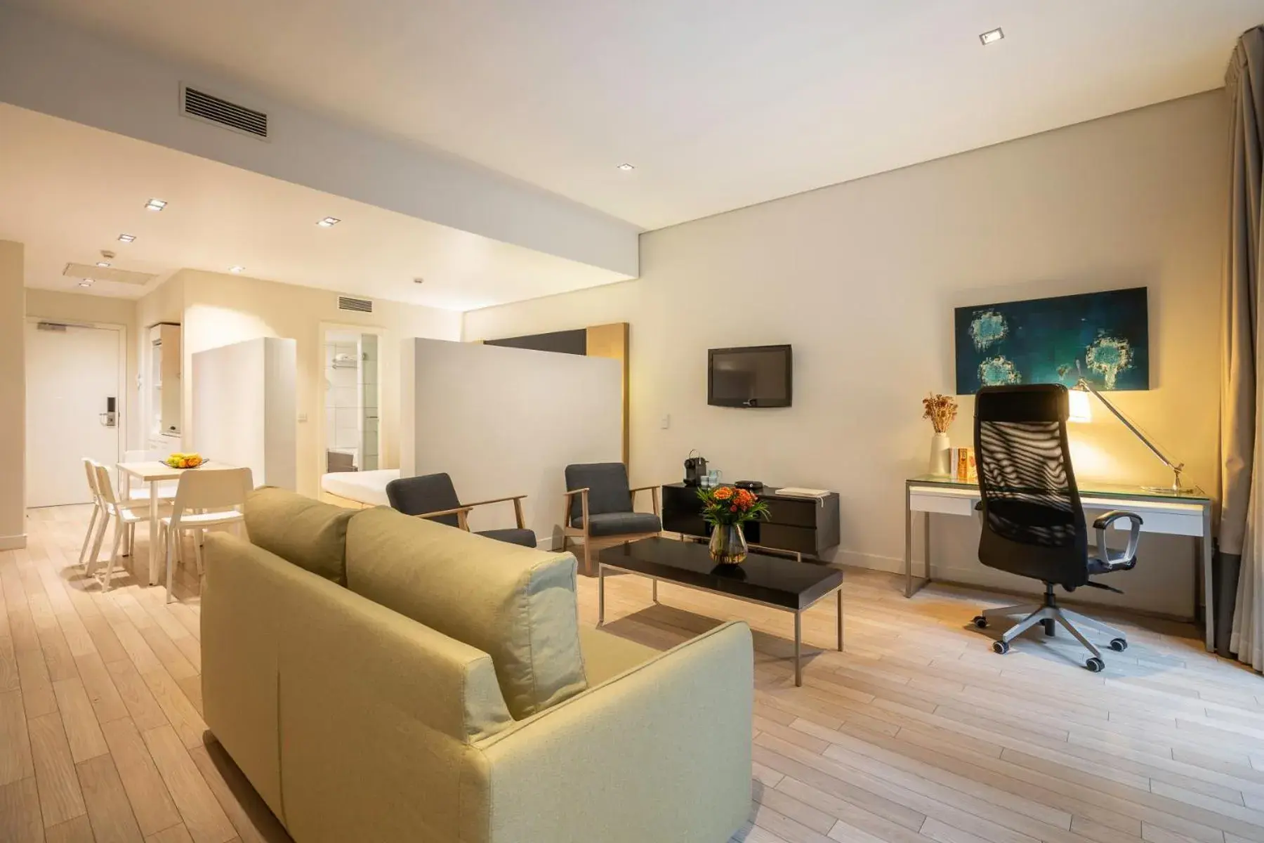 Living room in B-aparthotel Grand Place Living room in B-aparthotel Grand Place