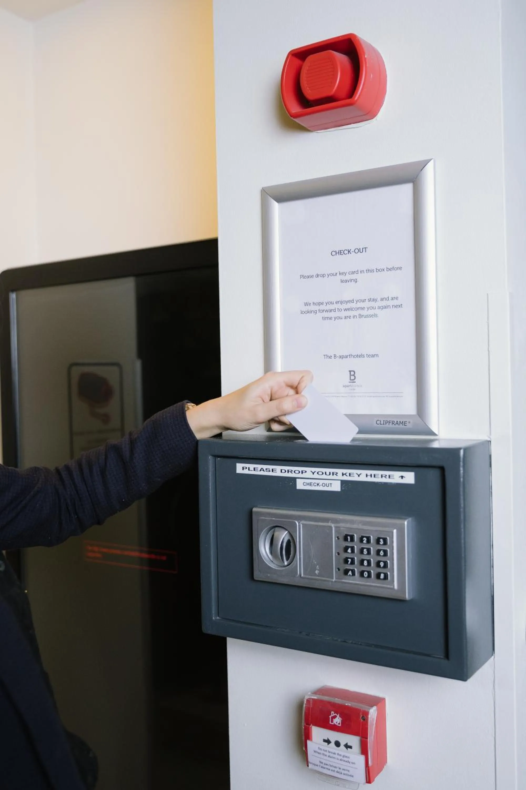 safe in B-aparthotel Grand Place