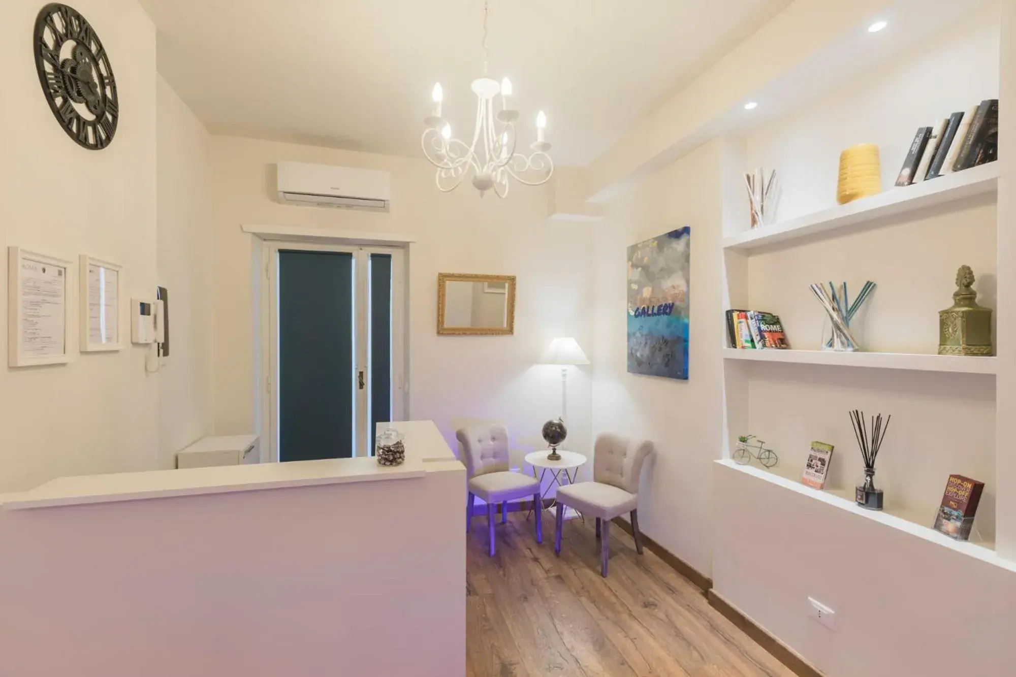 Lobby or reception in Trastevere Gallery Suites Lobby or reception in Trastevere Gallery Suites