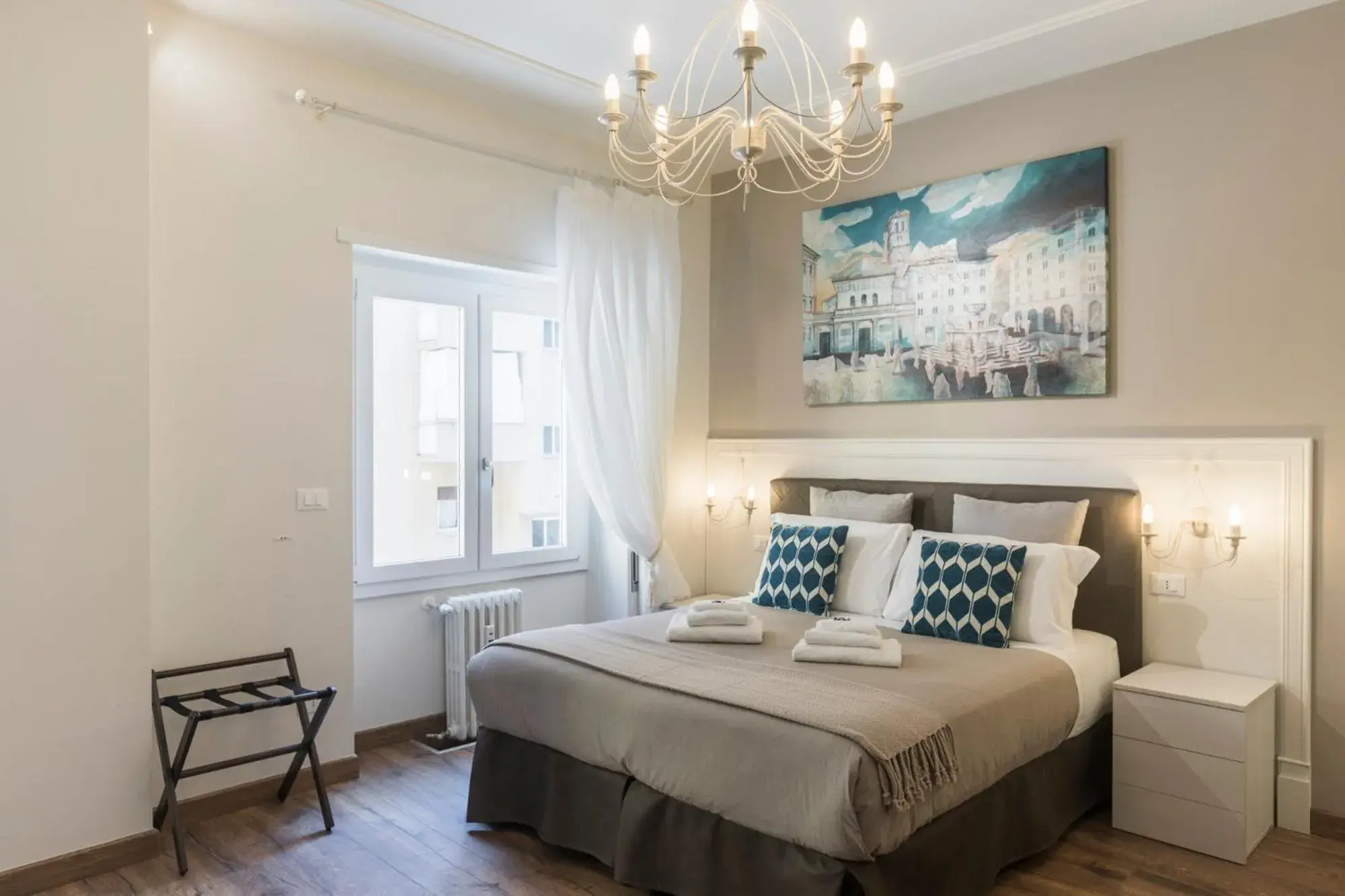 Bed in Trastevere Gallery Suites Bed in Trastevere Gallery Suites