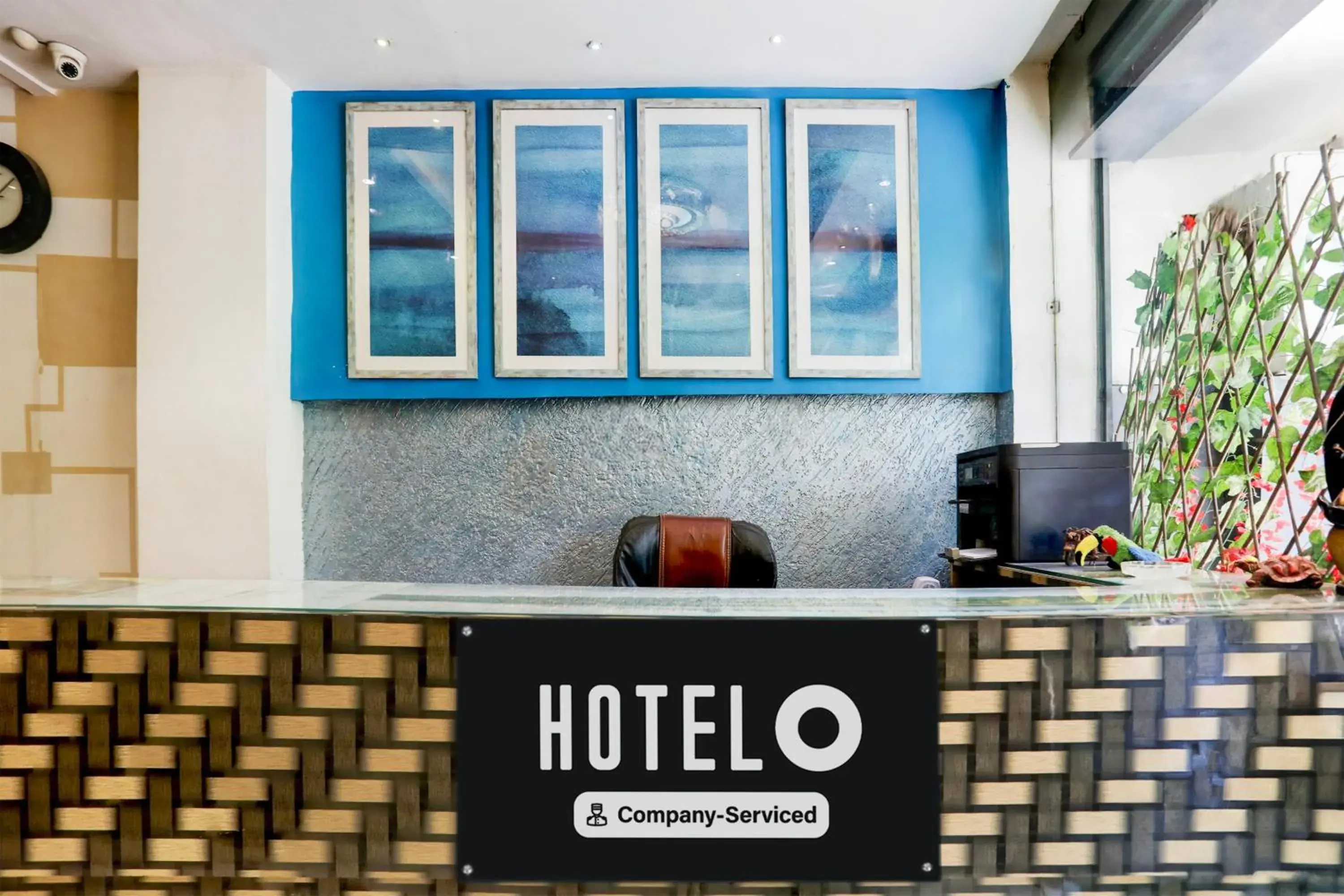 Lobby or reception in Super Hotel O MP Nagar Near Rachna Tower Lobby or reception in Super Hotel O MP Nagar Near Rachna Tower