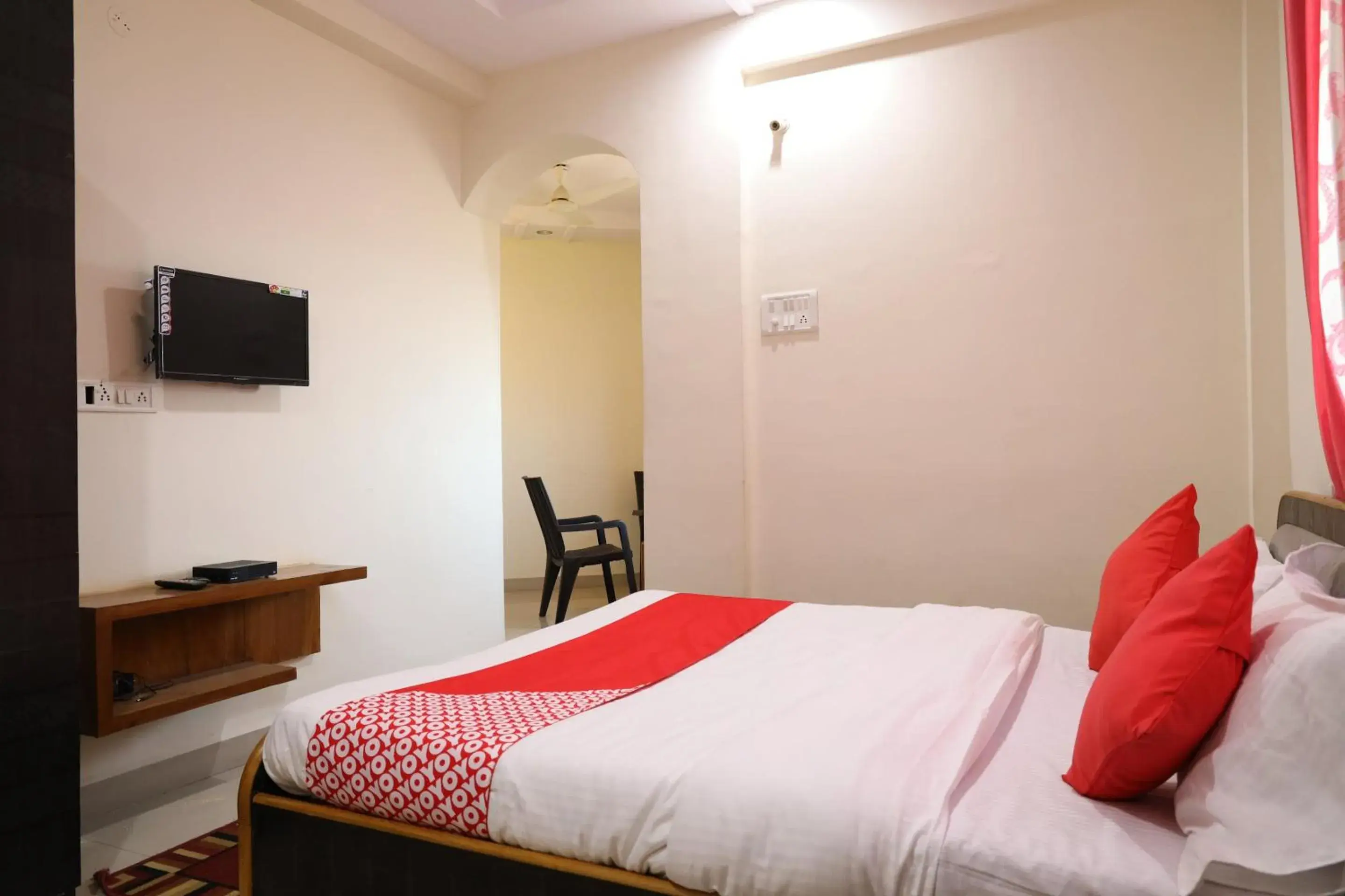 Bedroom, Bed in Collection O Nagpur International Airport Bedroom, Bed in Collection O Nagpur International Airport