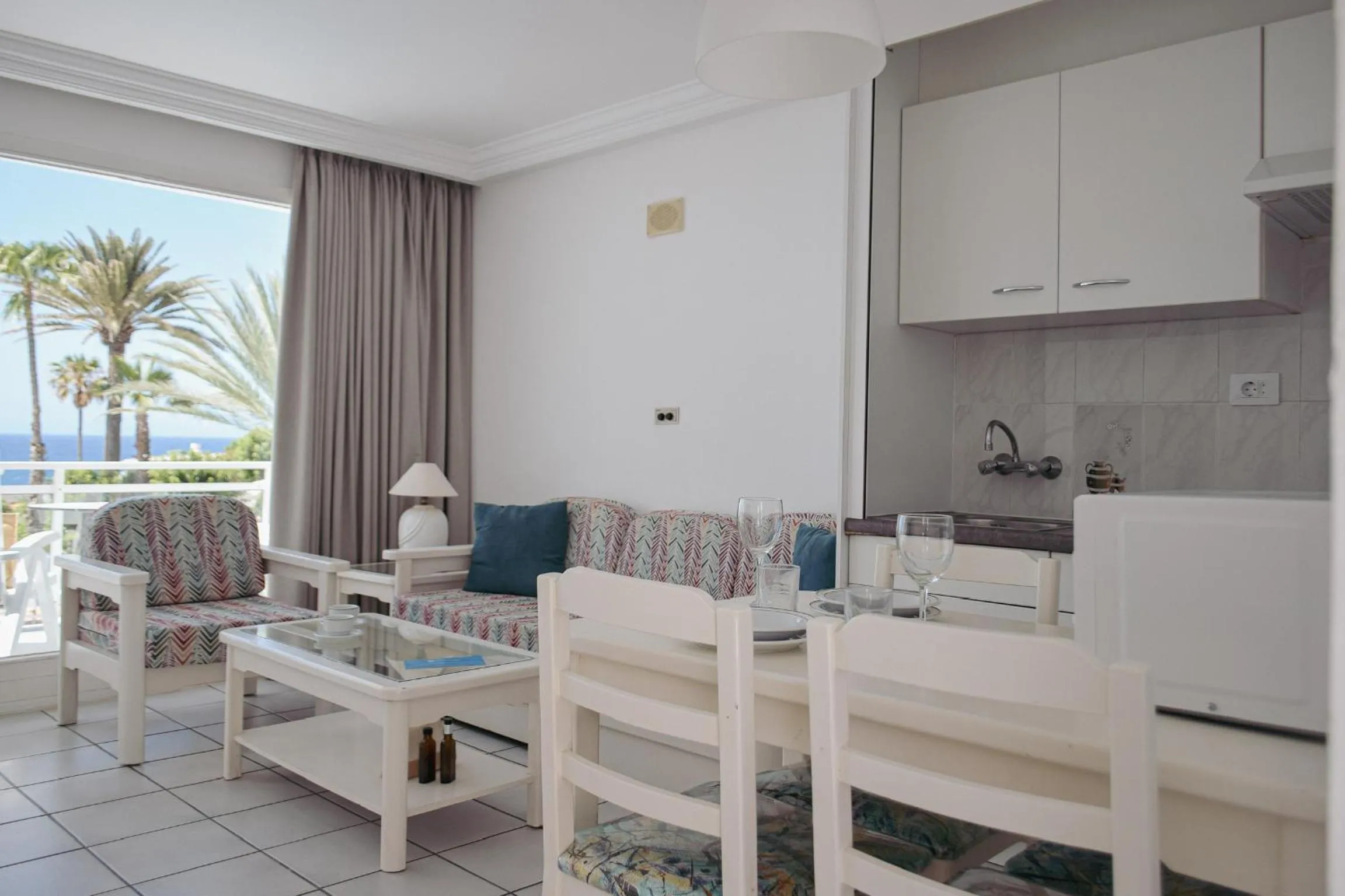 Kitchen or kitchenette in Acapulco Ocean View