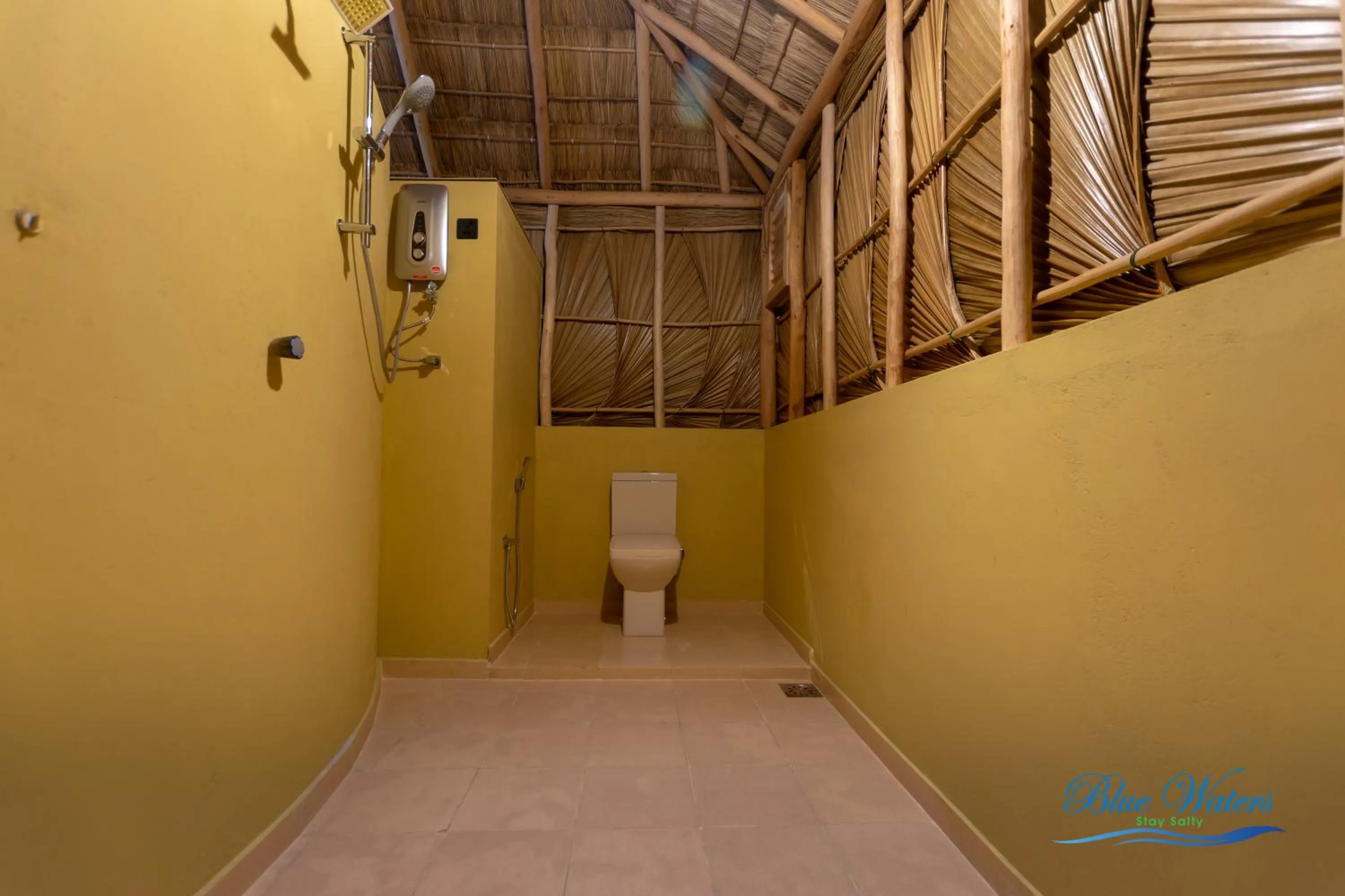 Bathroom in Blue Waters