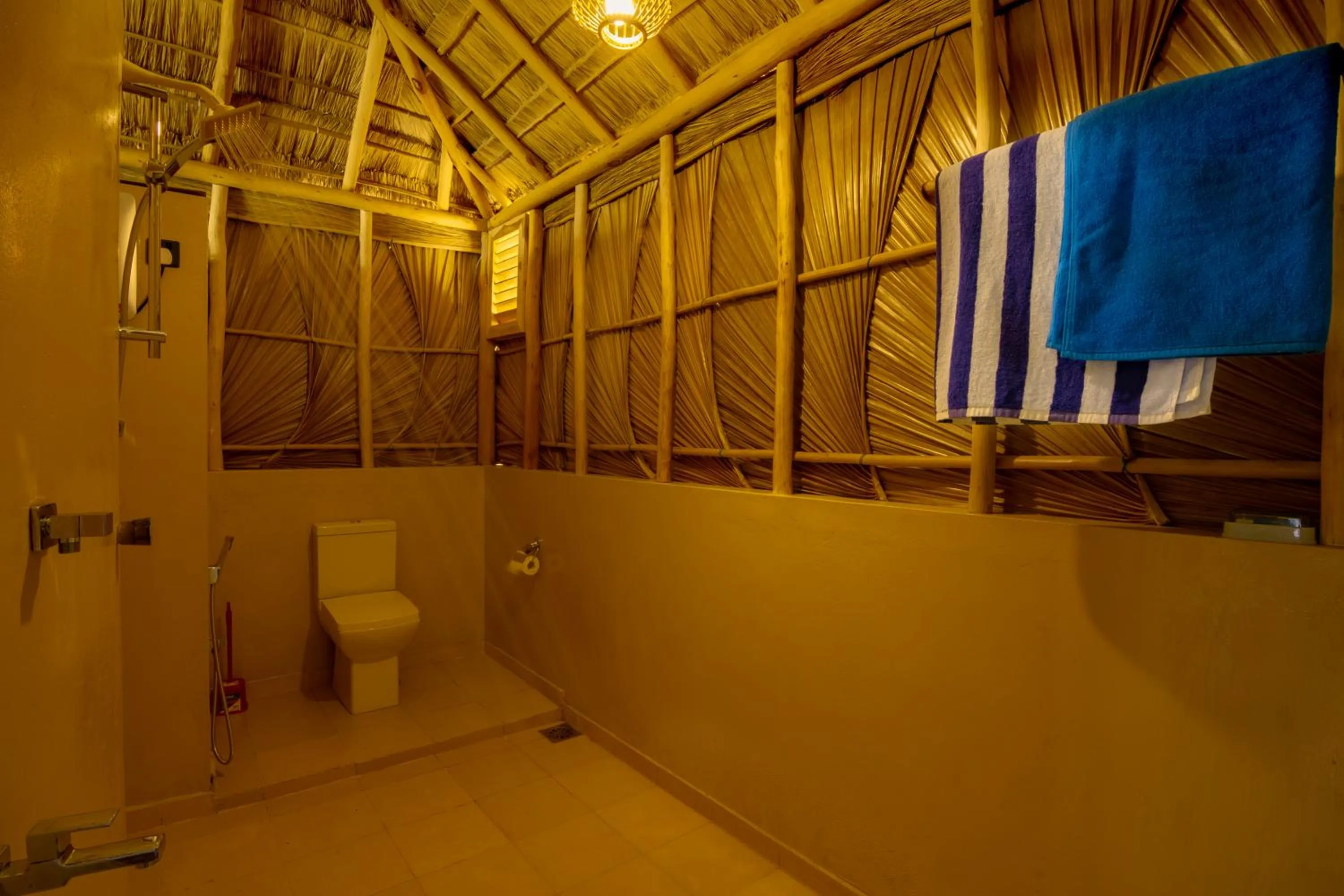 Bathroom in Blue Waters