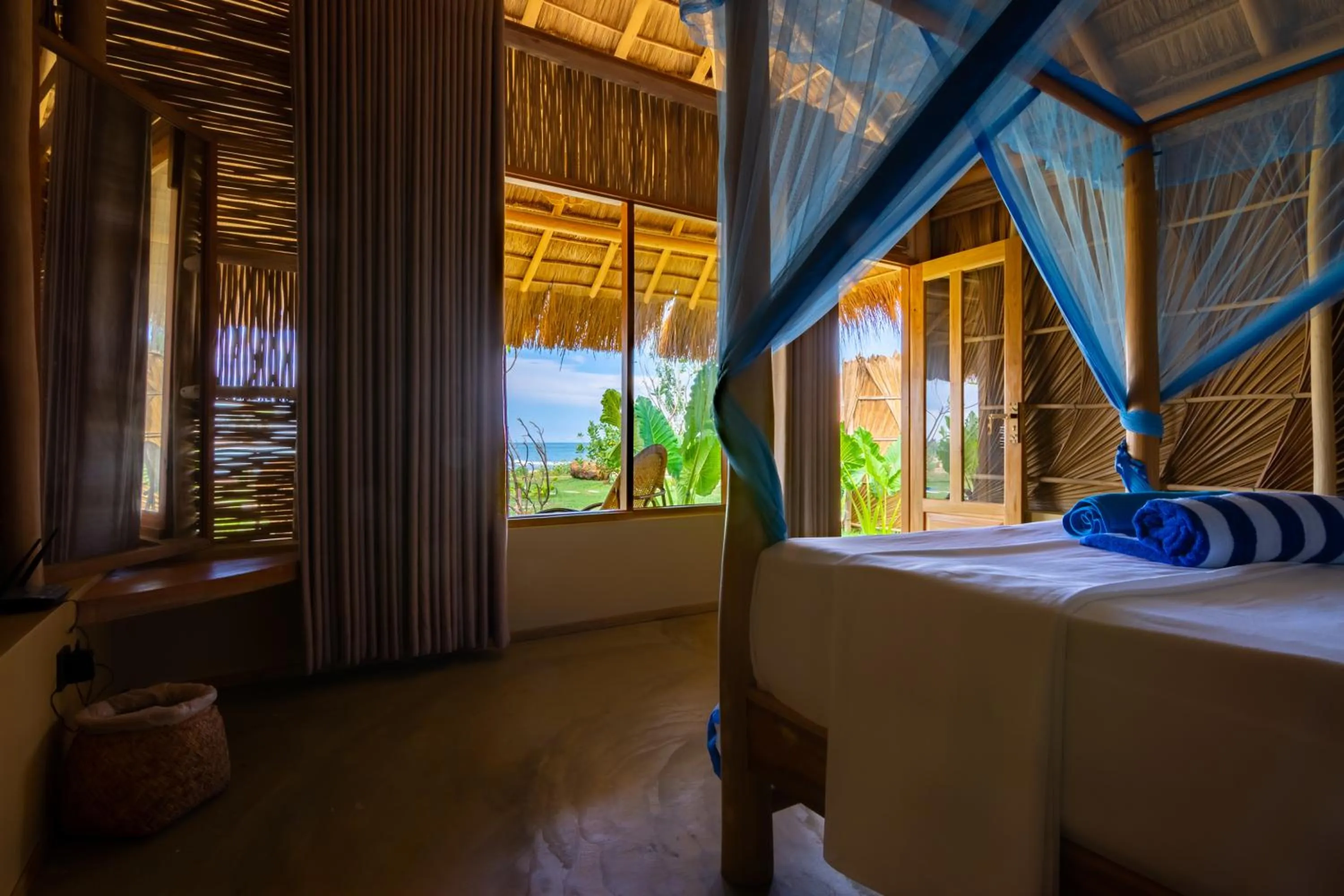 Property building, Bed in Blue Waters
