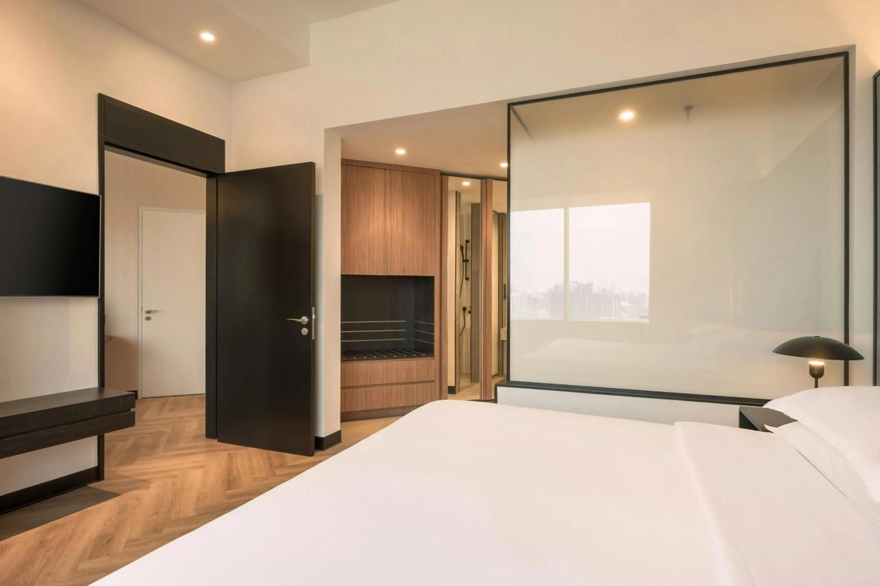 Bedroom, Bed in Sheraton Mall of the Emirates Hotel, Dubai