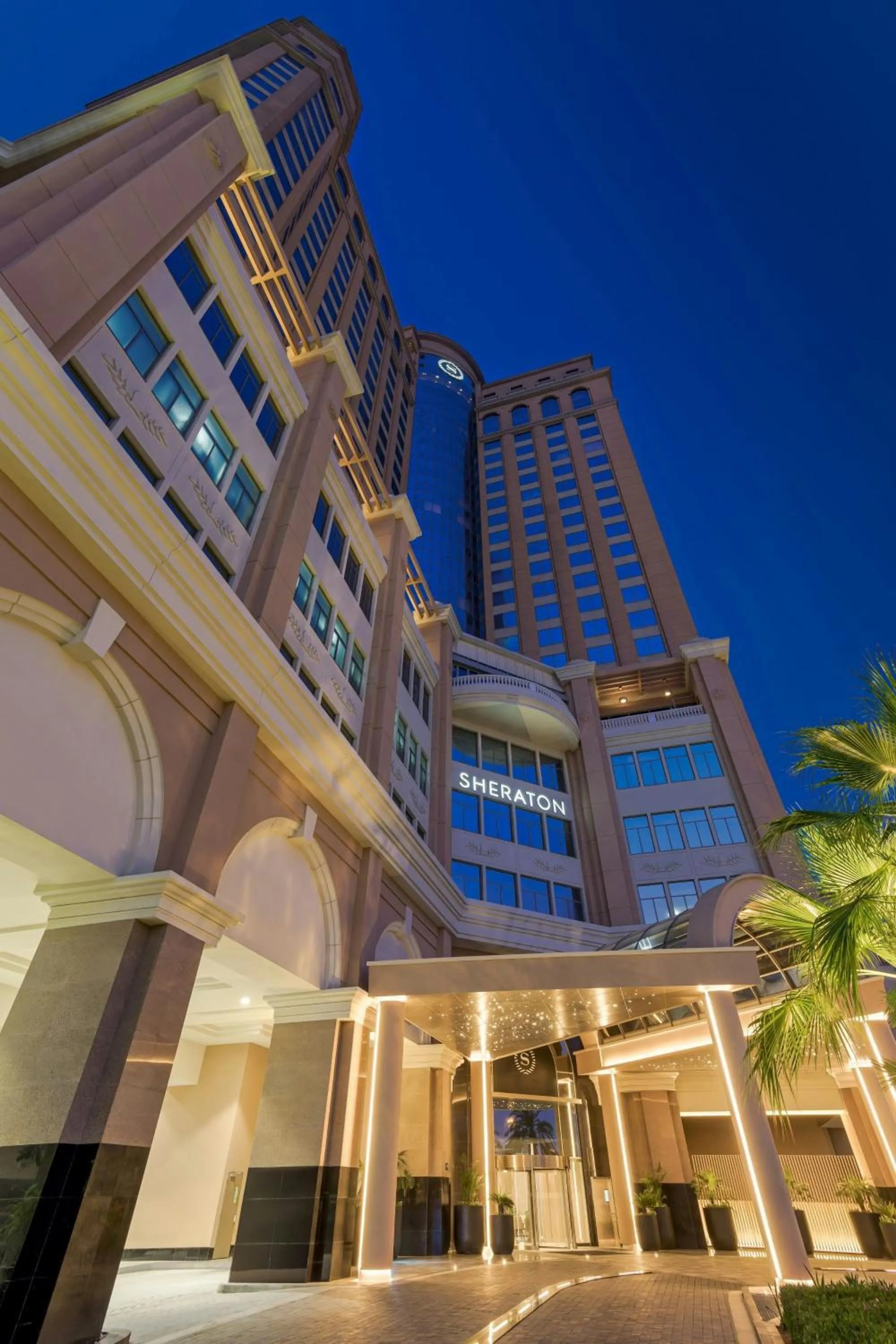Property building in Sheraton Mall of the Emirates Hotel, Dubai