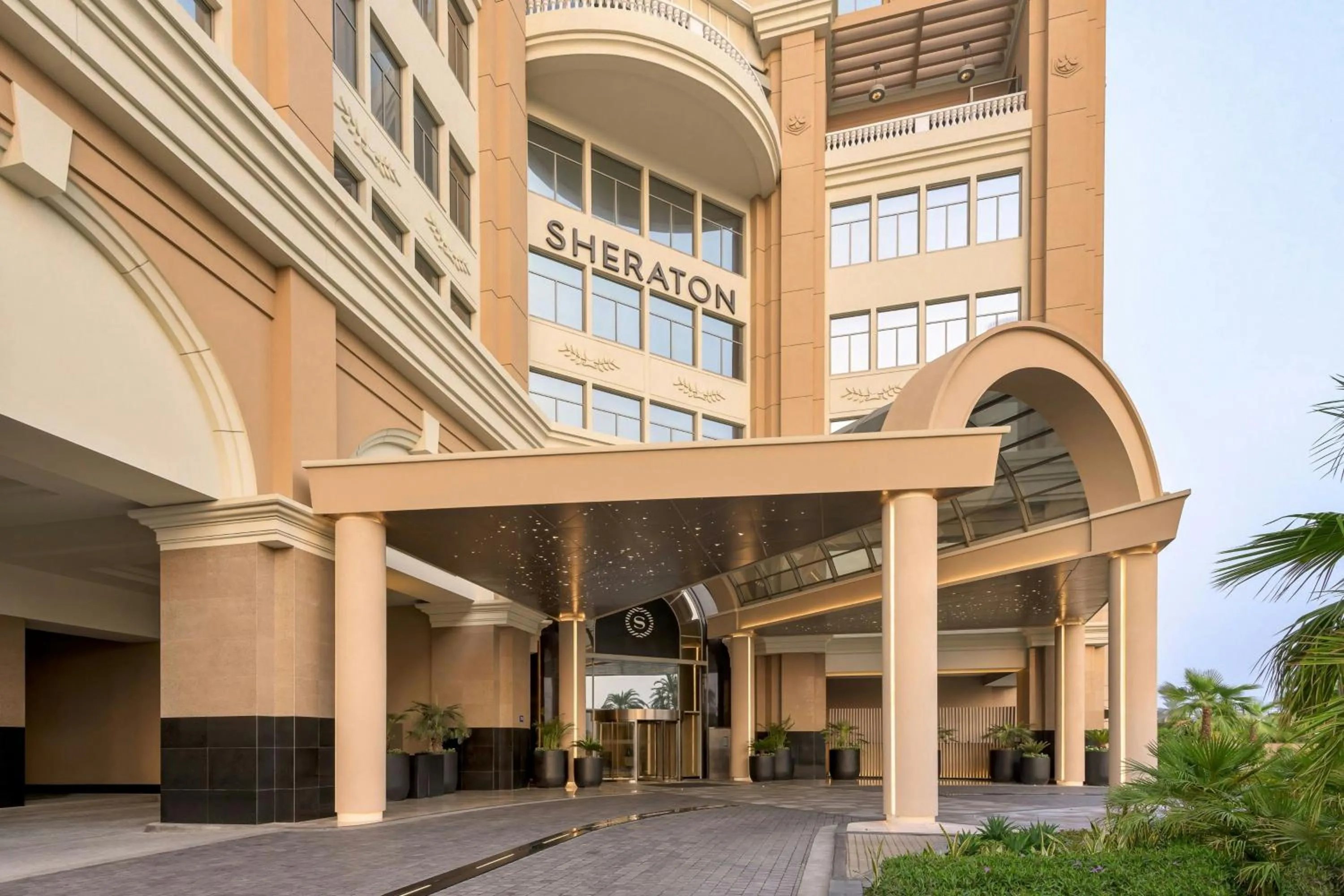 Property building in Sheraton Mall of the Emirates Hotel, Dubai