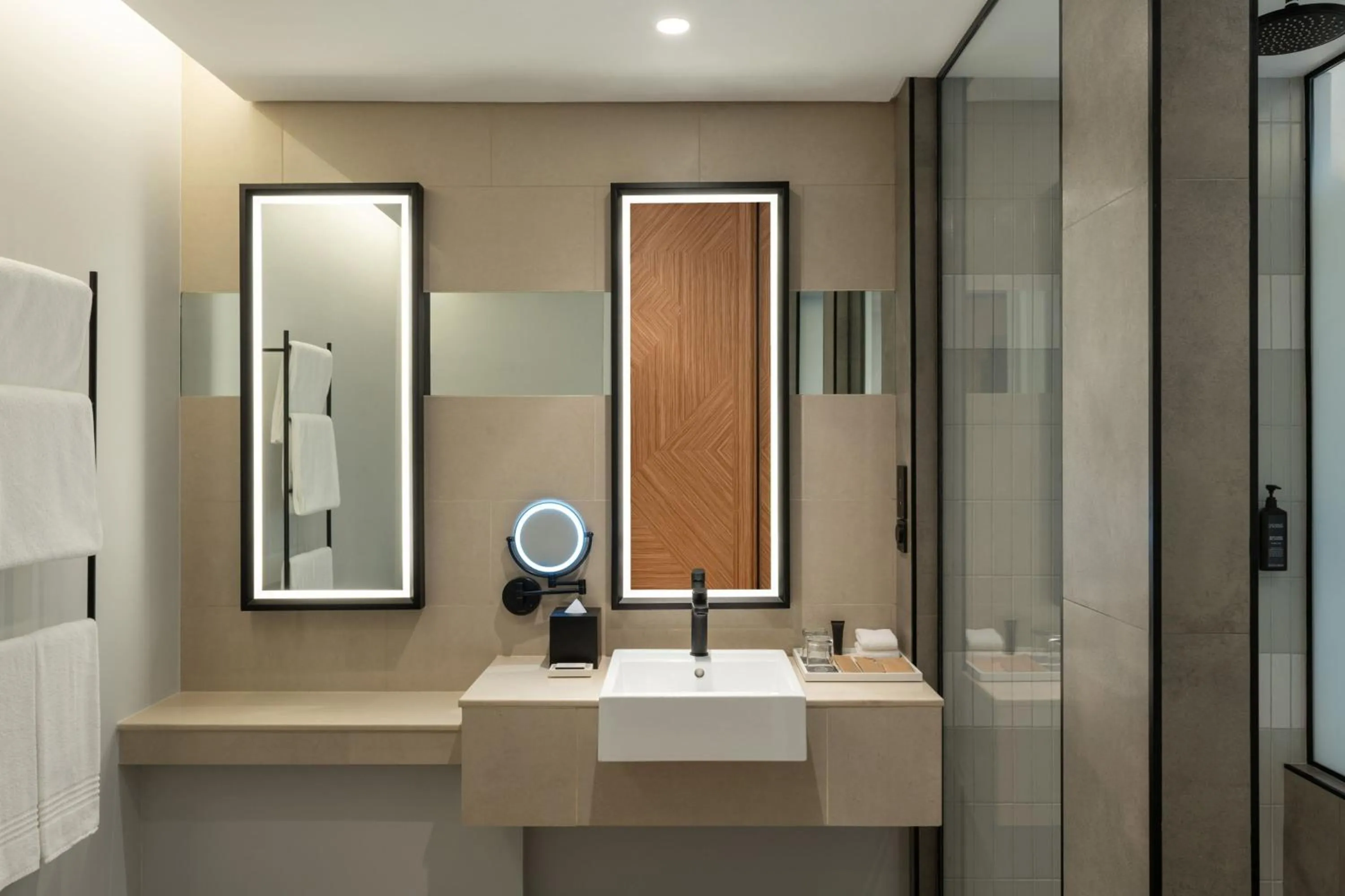 Bathroom in Sheraton Mall of the Emirates Hotel, Dubai