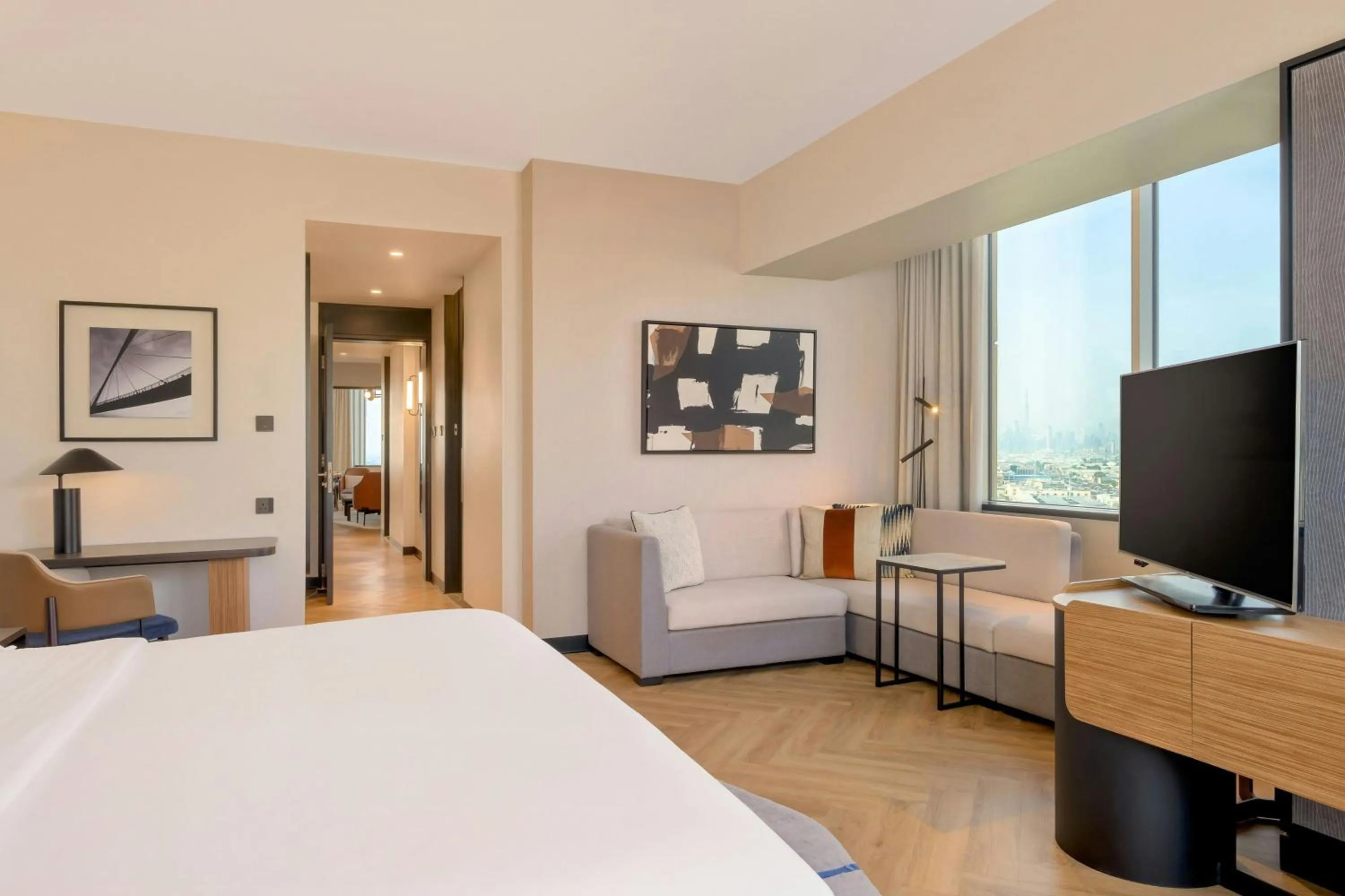 Bedroom, Bed in Sheraton Mall of the Emirates Hotel, Dubai