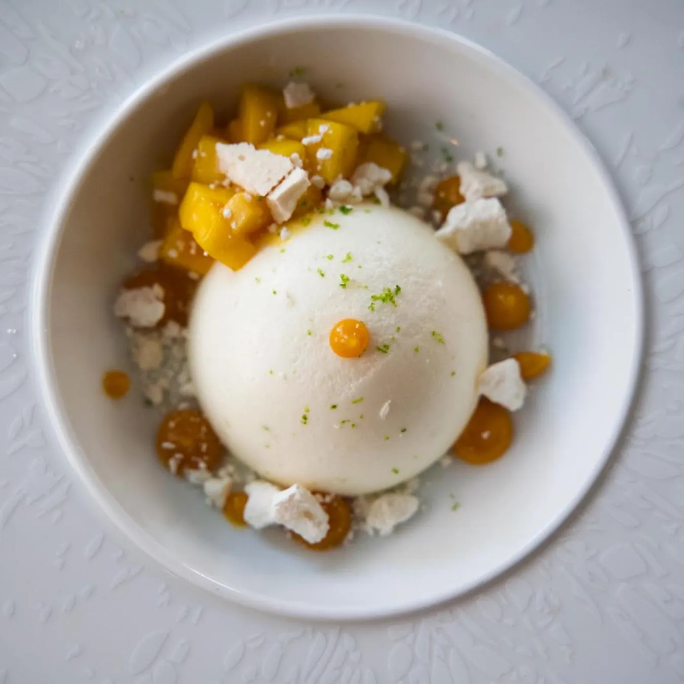 Restaurant/places to eat in Hotel Saint Regis