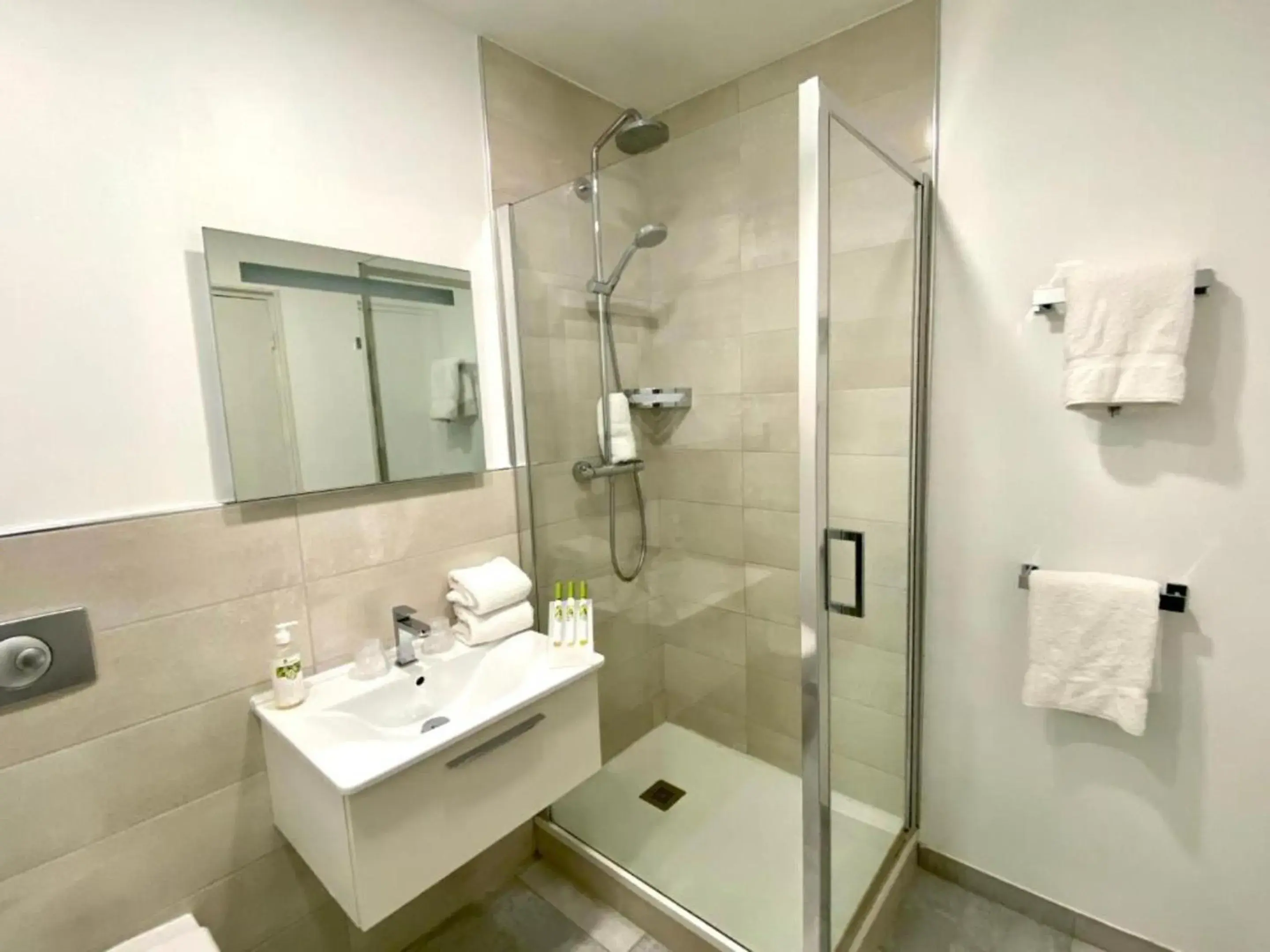 Bathroom in Hotel Saint Regis Bathroom in Hotel Saint Regis