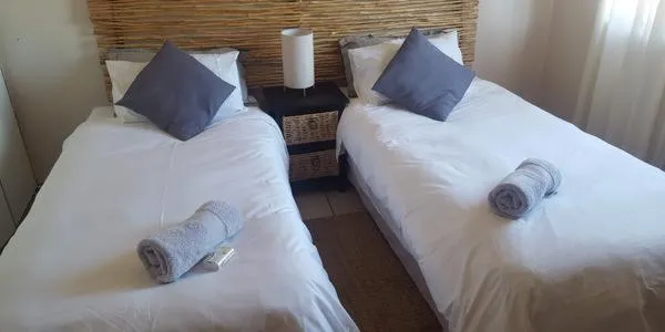 Bed in Lodge Strand (The)