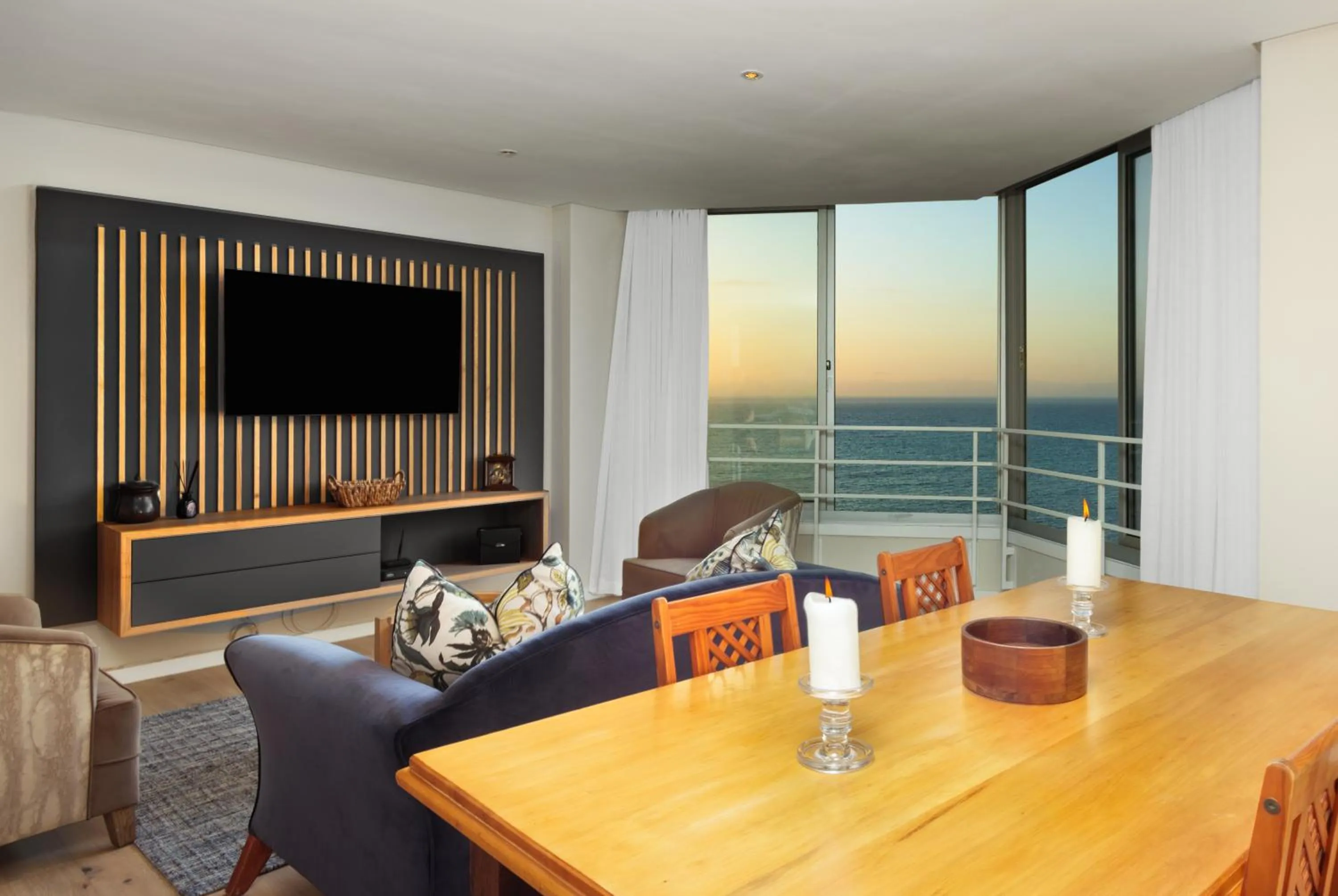 Lounge or bar in Ashley on Beach Strand