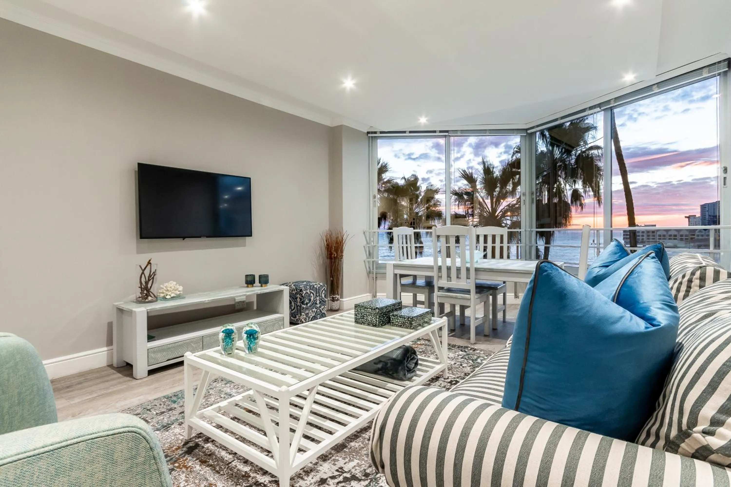 Living room in Ashley on Beach Strand