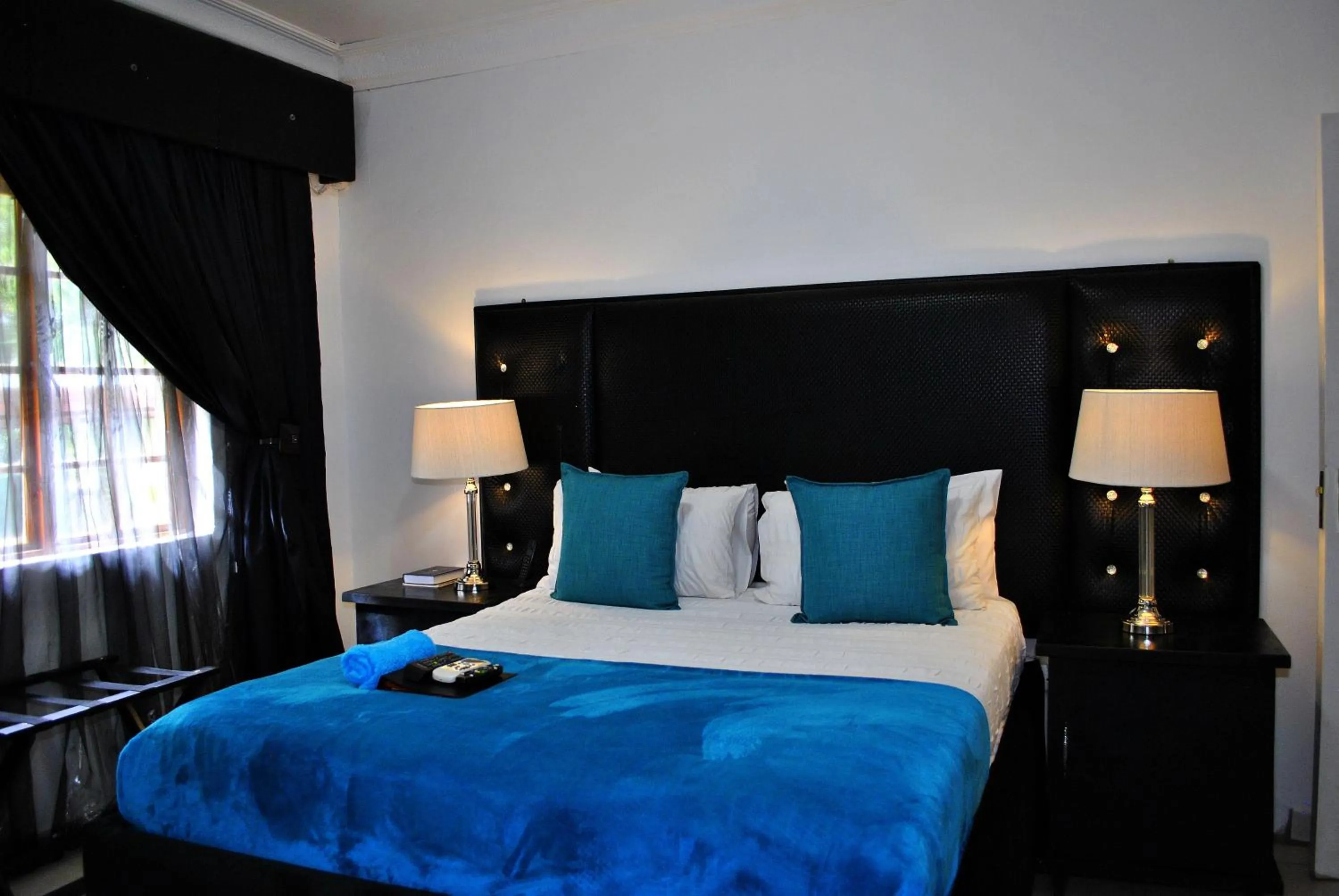 Bedroom, Bed in Lapologa Bed & Breakfast