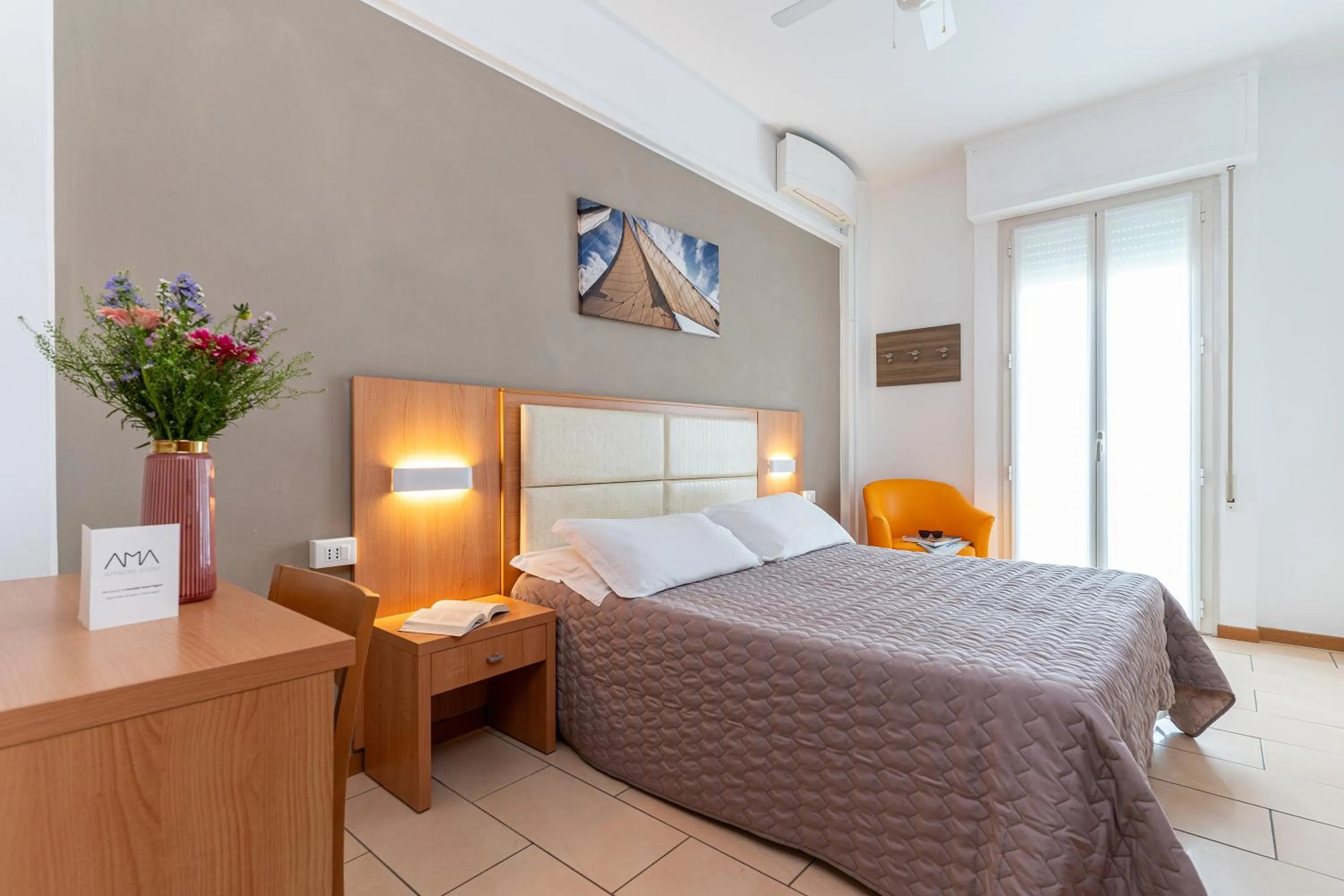 Bedroom, Bed in Amadei Hotel Figaro & Apartments