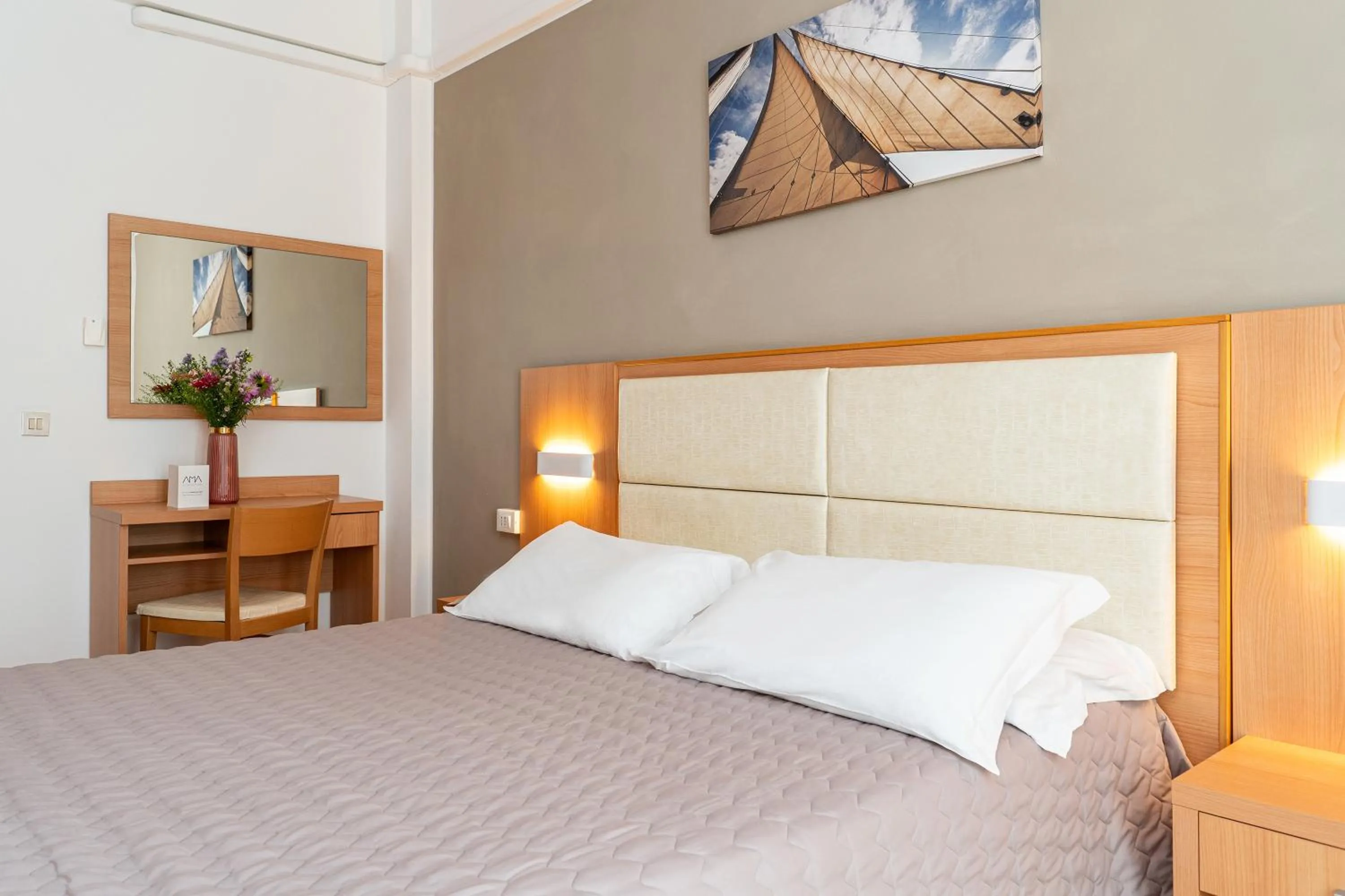 Bedroom, Bed in Amadei Hotel Figaro & Apartments