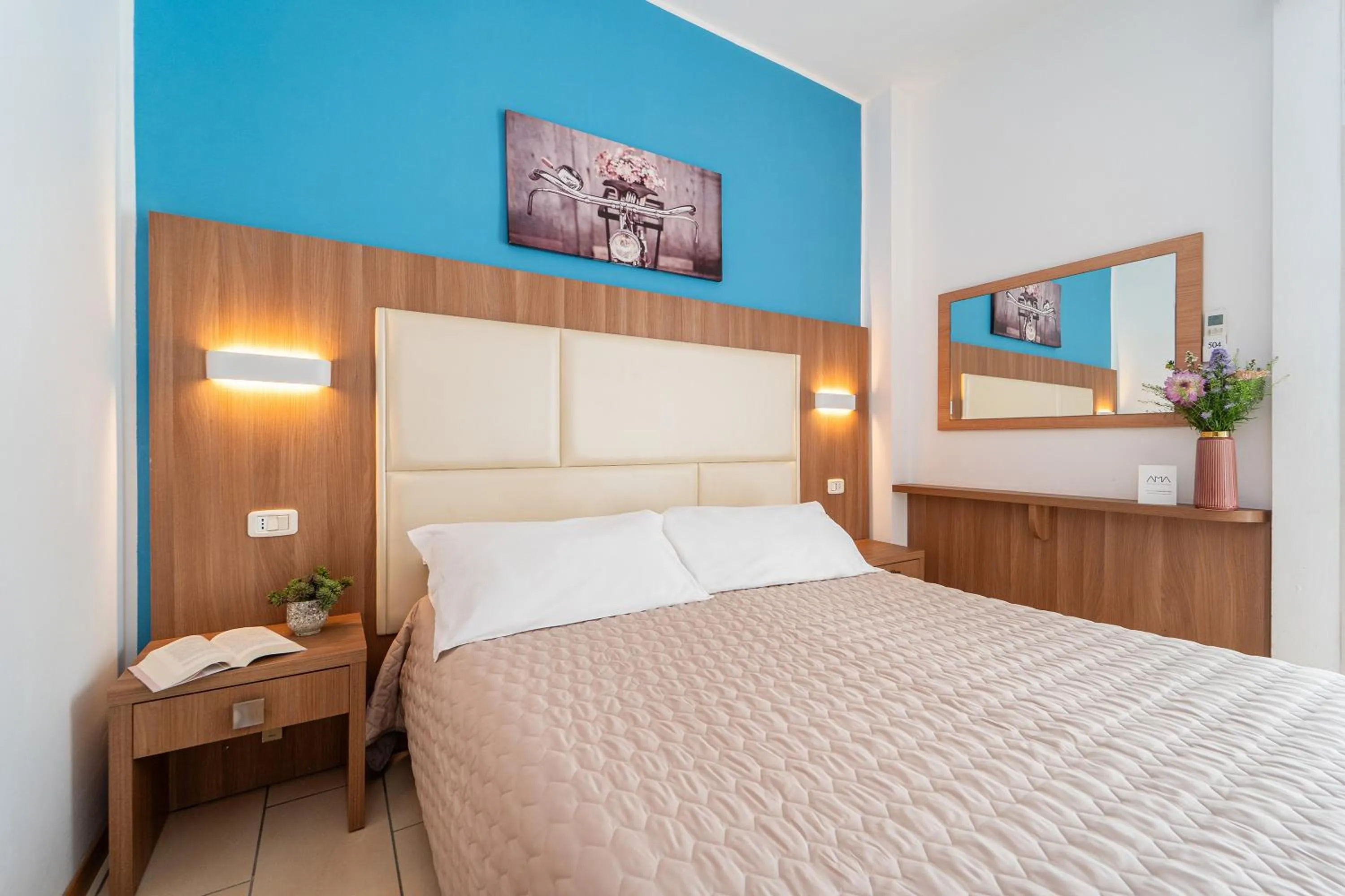 Bedroom, Bed in Amadei Hotel Figaro & Apartments