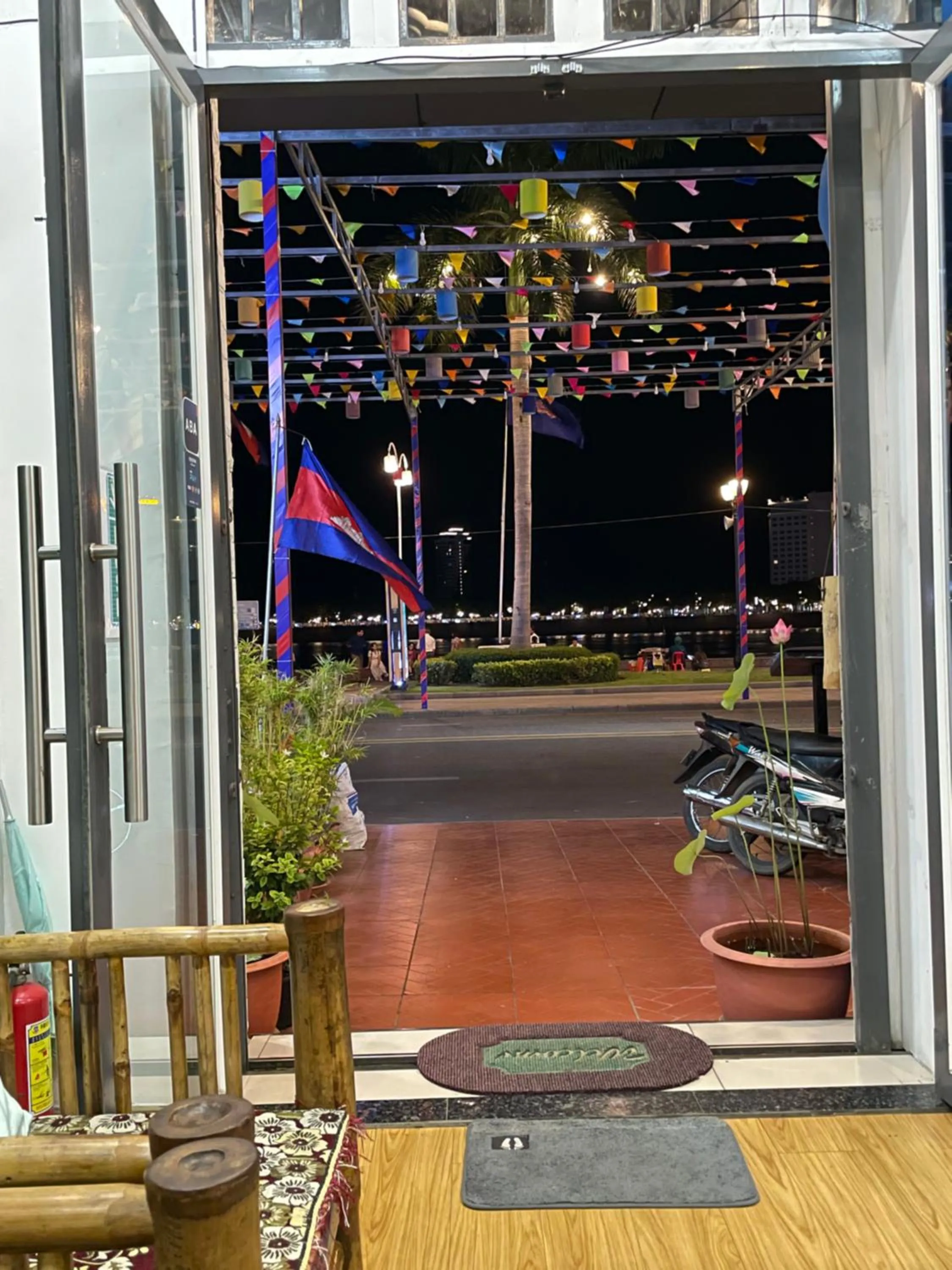 Night in 4 RIVERS HOTEL