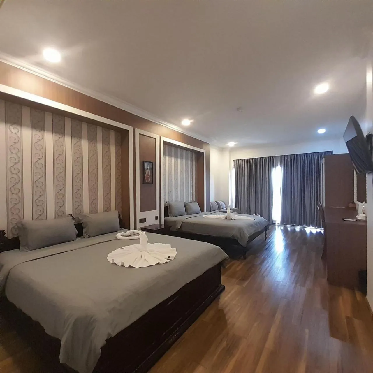 Bed in 4 RIVERS HOTEL