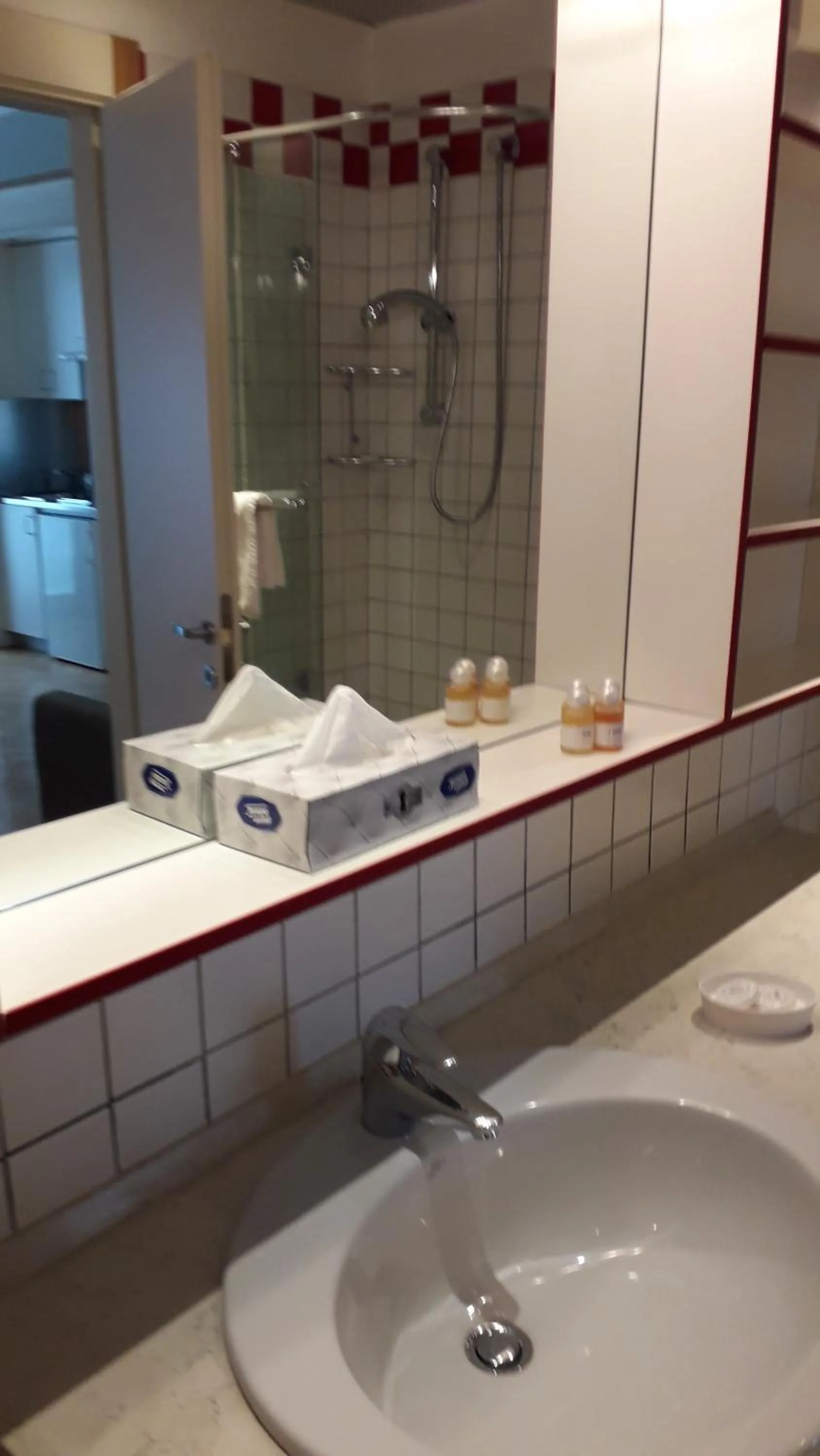 Bathroom in Residence Borgonuovo Uno Apartments