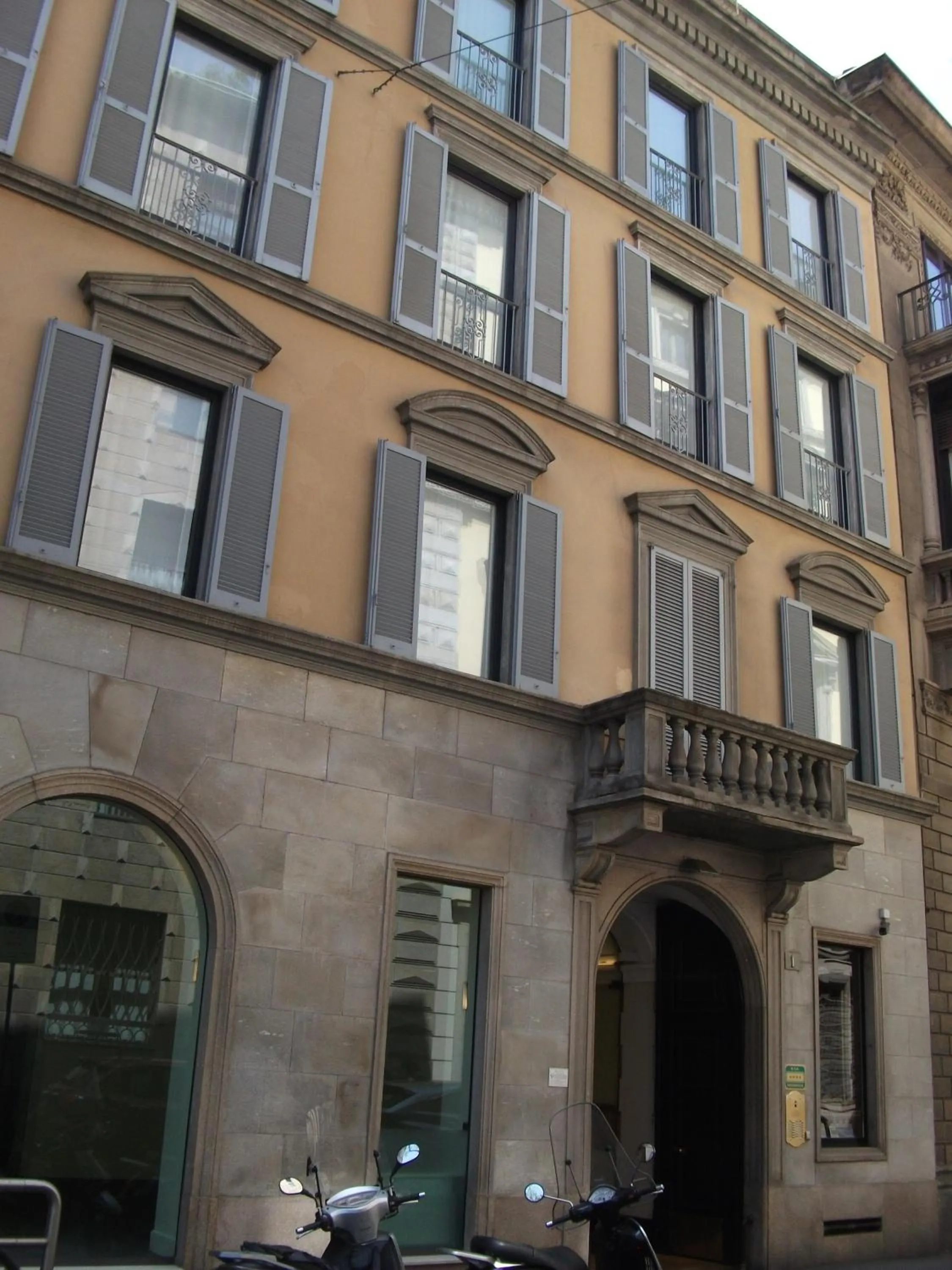 Facade/entrance in Residence Borgonuovo Uno Apartments