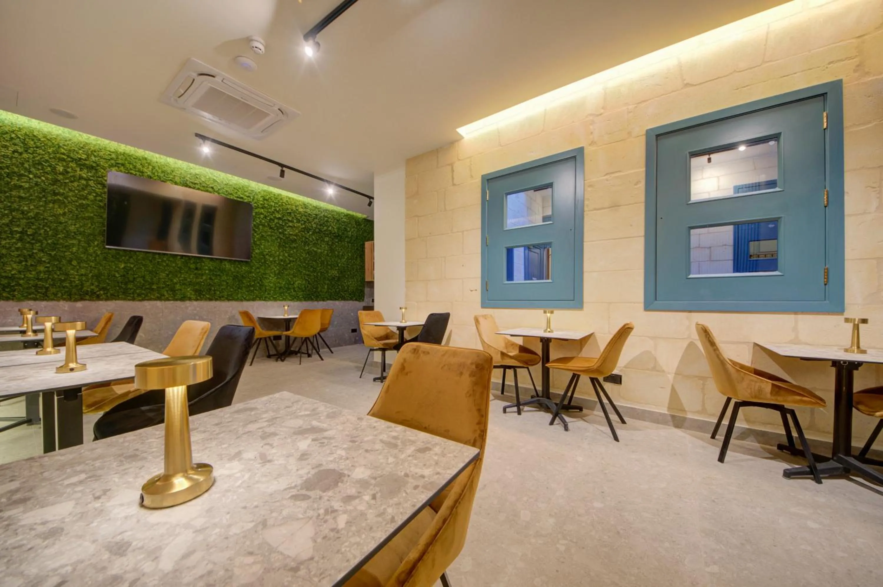 Meeting/conference room in 23 Boutique Hotel