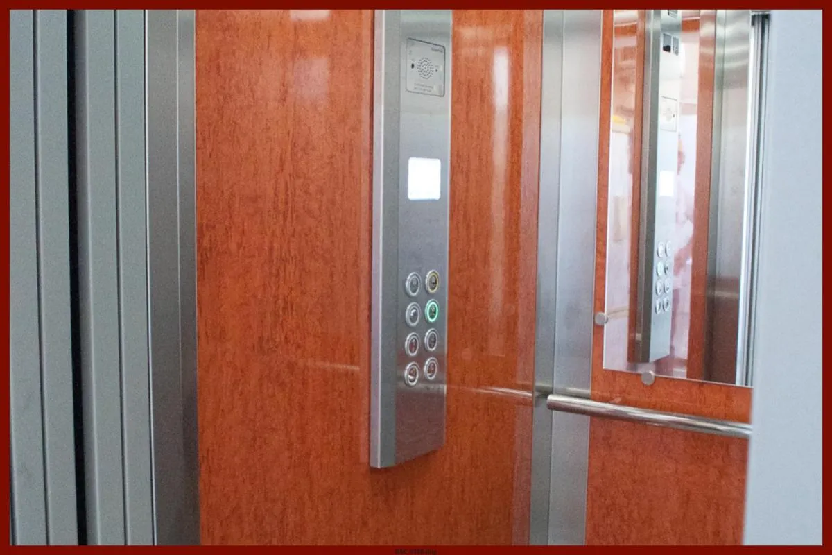 Decorative detail in St. George Rent Rooms