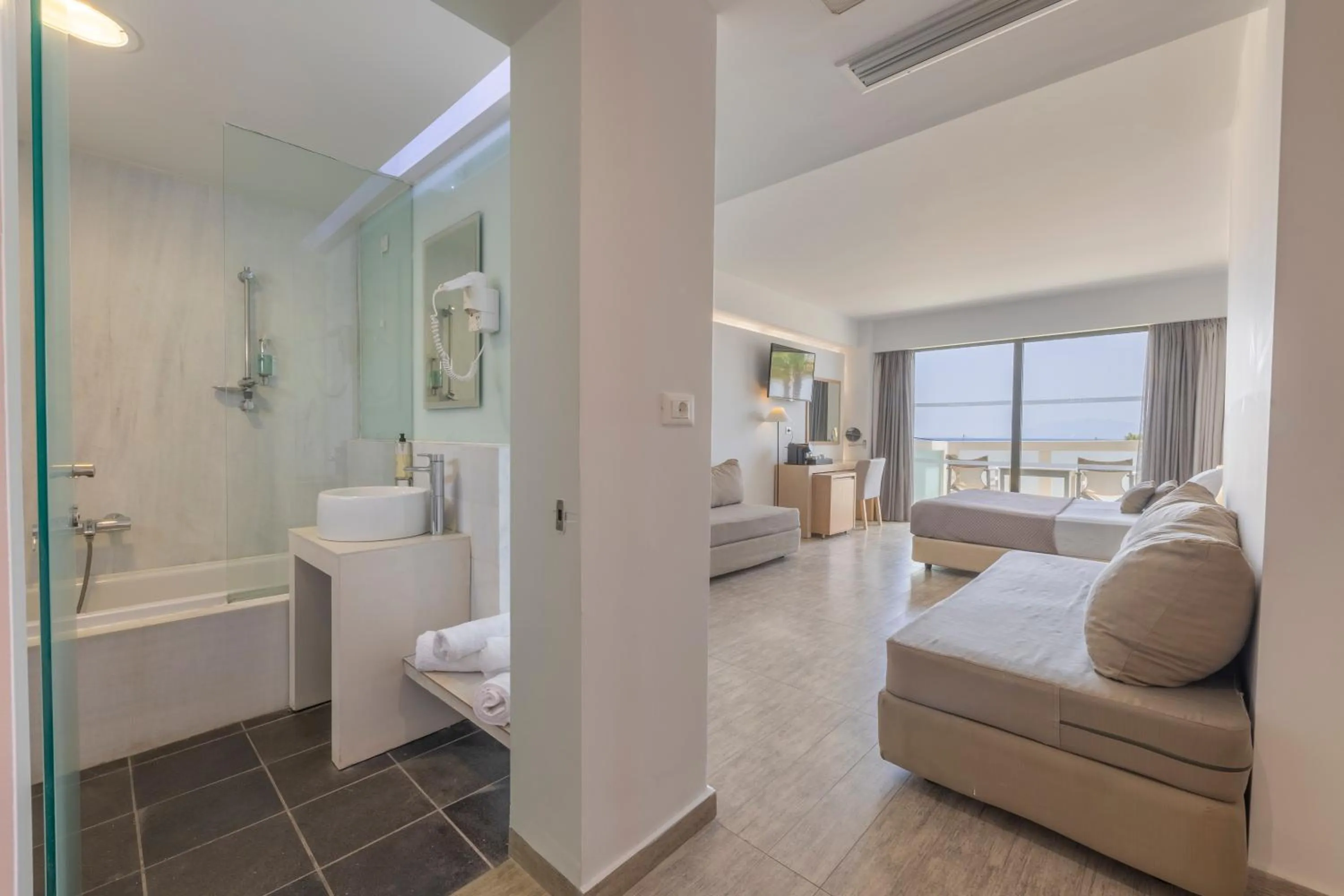 Family in Akti Palace Hotel